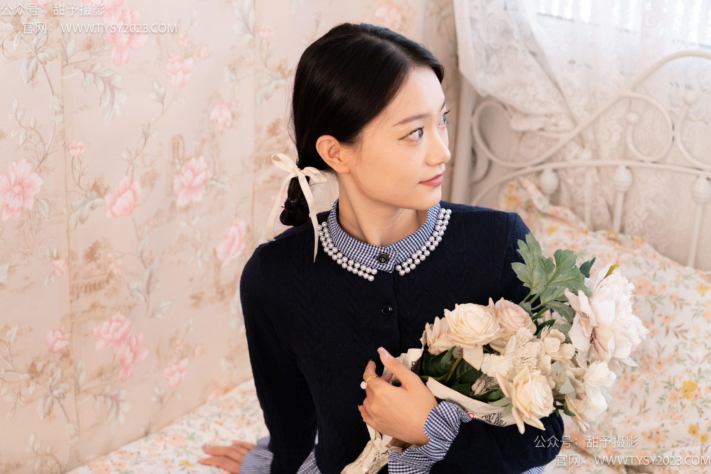 甜予摄影 No.105 齐齐 - 高跟鞋、白棉袜、裸足/(128P)