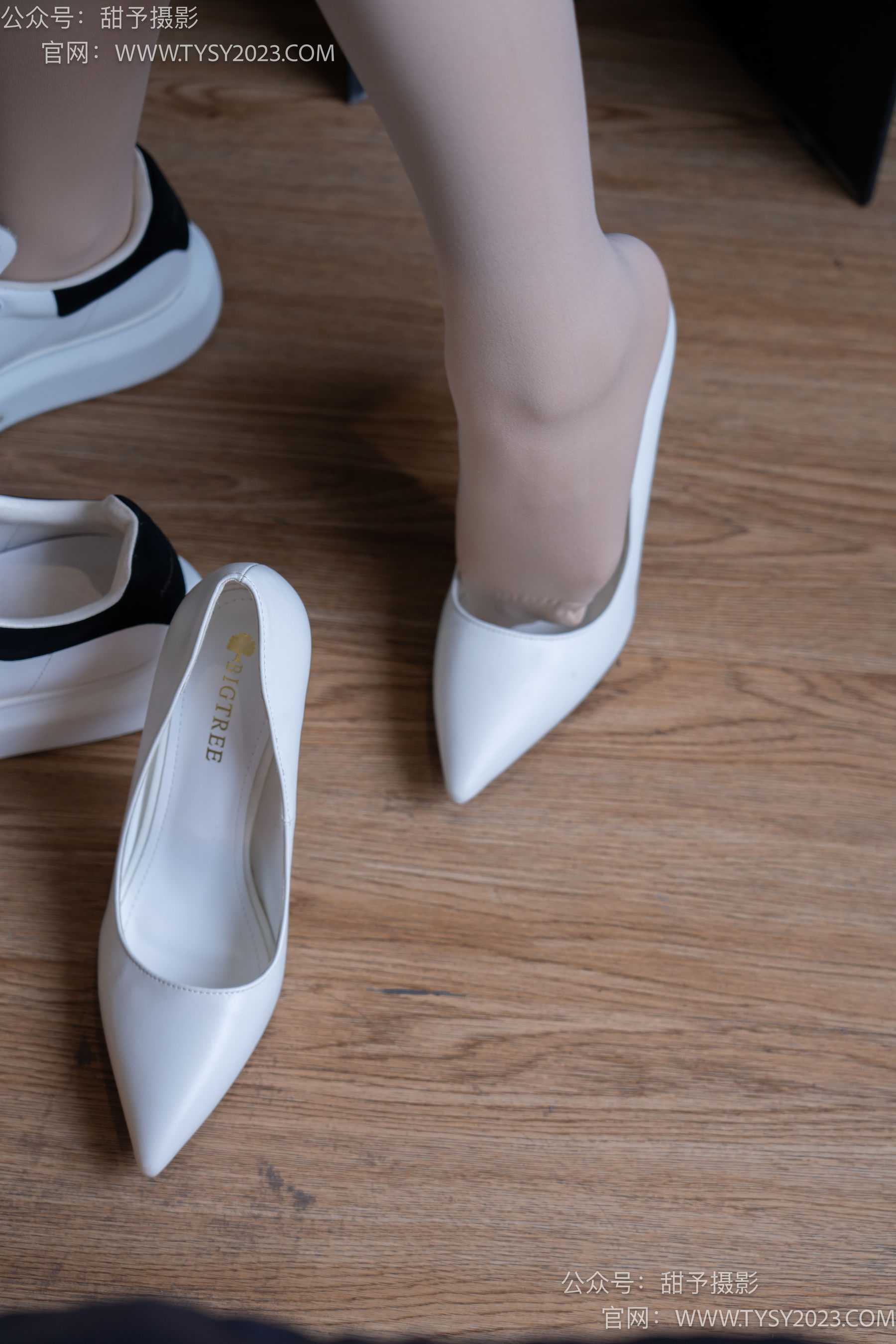 甜予摄影 No.101 璇璇 - OL制服、板鞋、高跟鞋、厚肉丝/(136P)