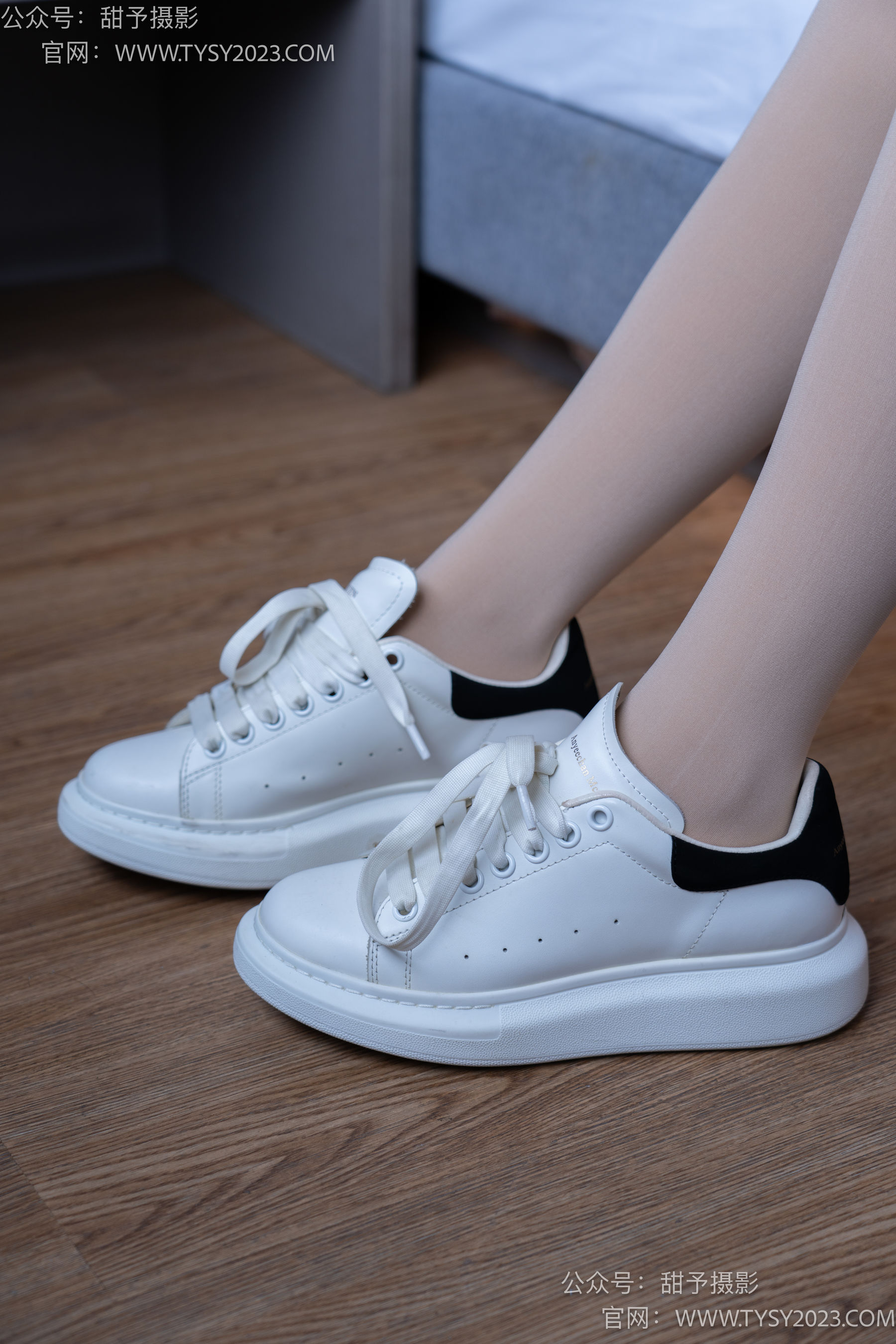 甜予摄影 No.101 璇璇 - OL制服、板鞋、高跟鞋、厚肉丝/(136P)