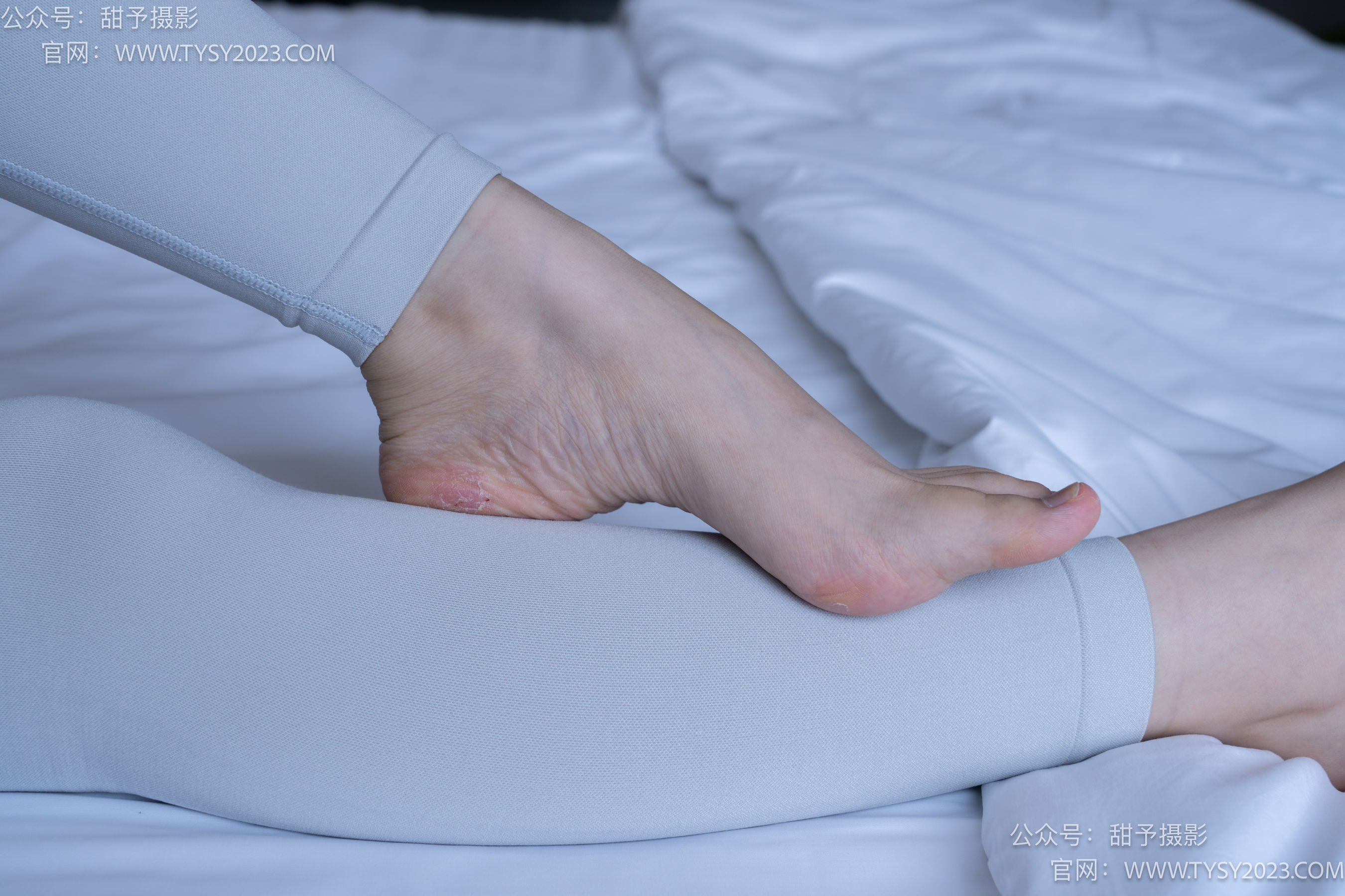 甜予摄影 No.104 璇璇 - 帆布鞋、白棉袜、裸足、小人国剧情/(134P)