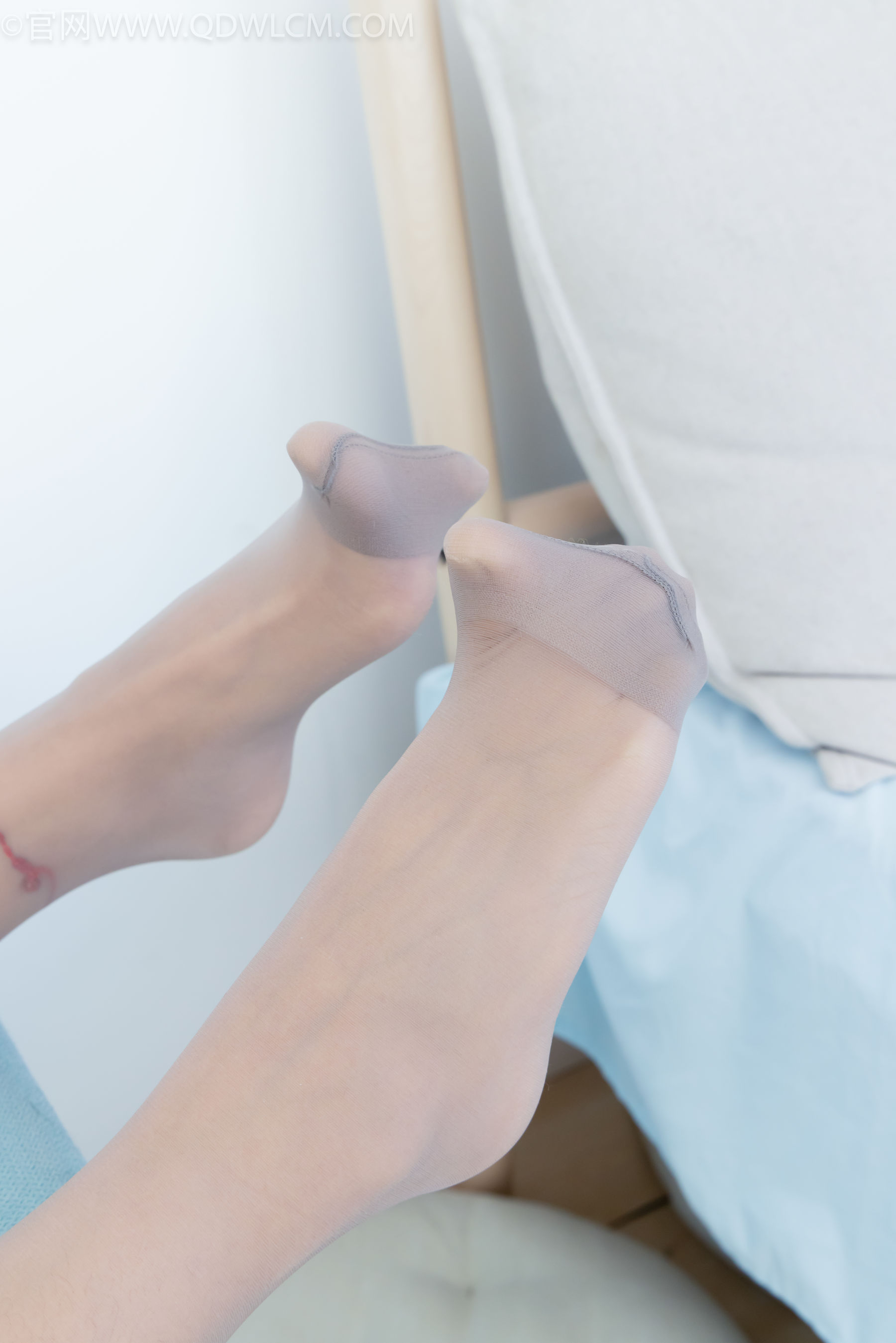 物恋传媒 No.2272 岚岚 -长靴、薄咖丝、薄灰丝/(195P)