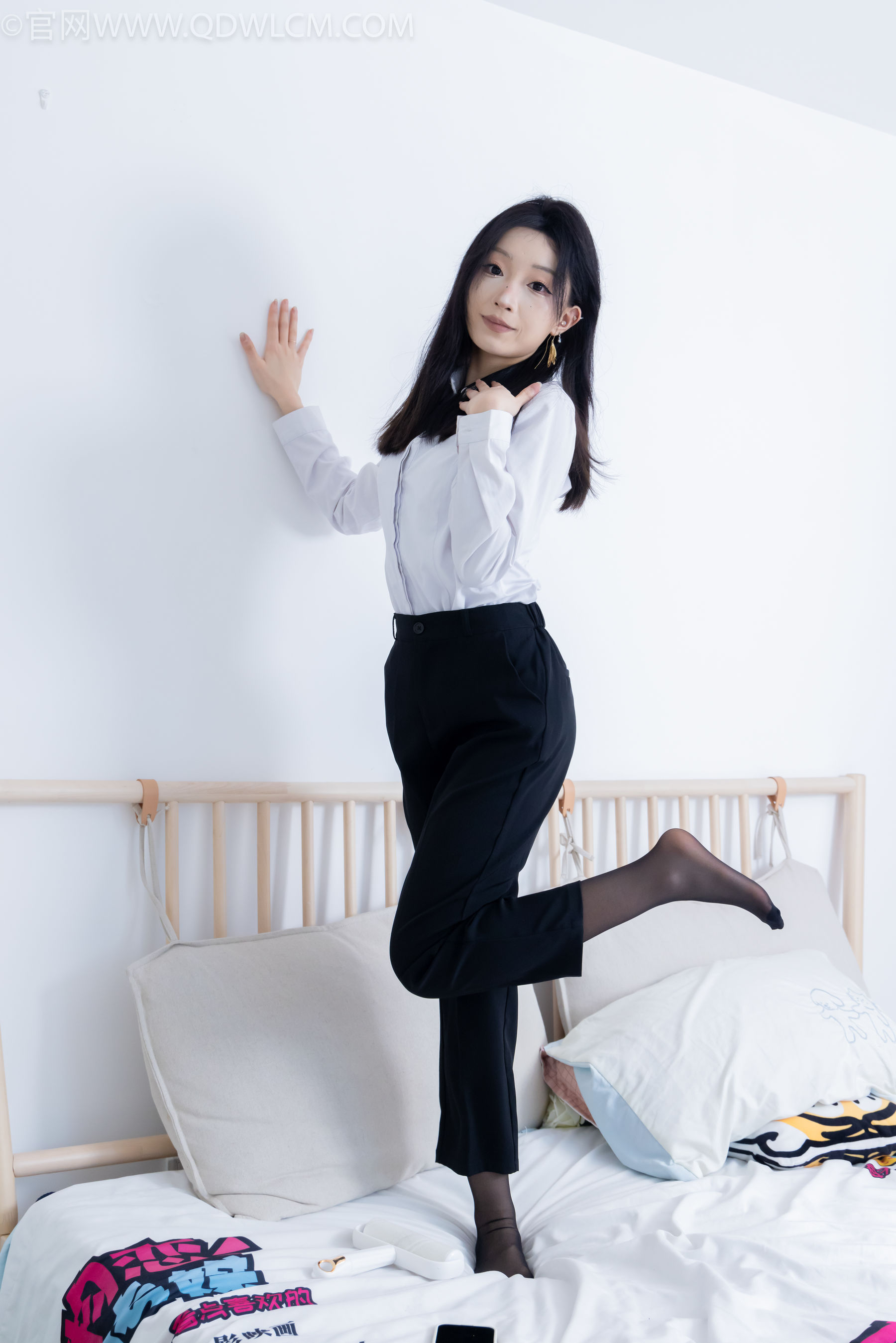 物恋传媒 No.2267 嘟嘟 -高跟长靴、薄黑丝/(238P)