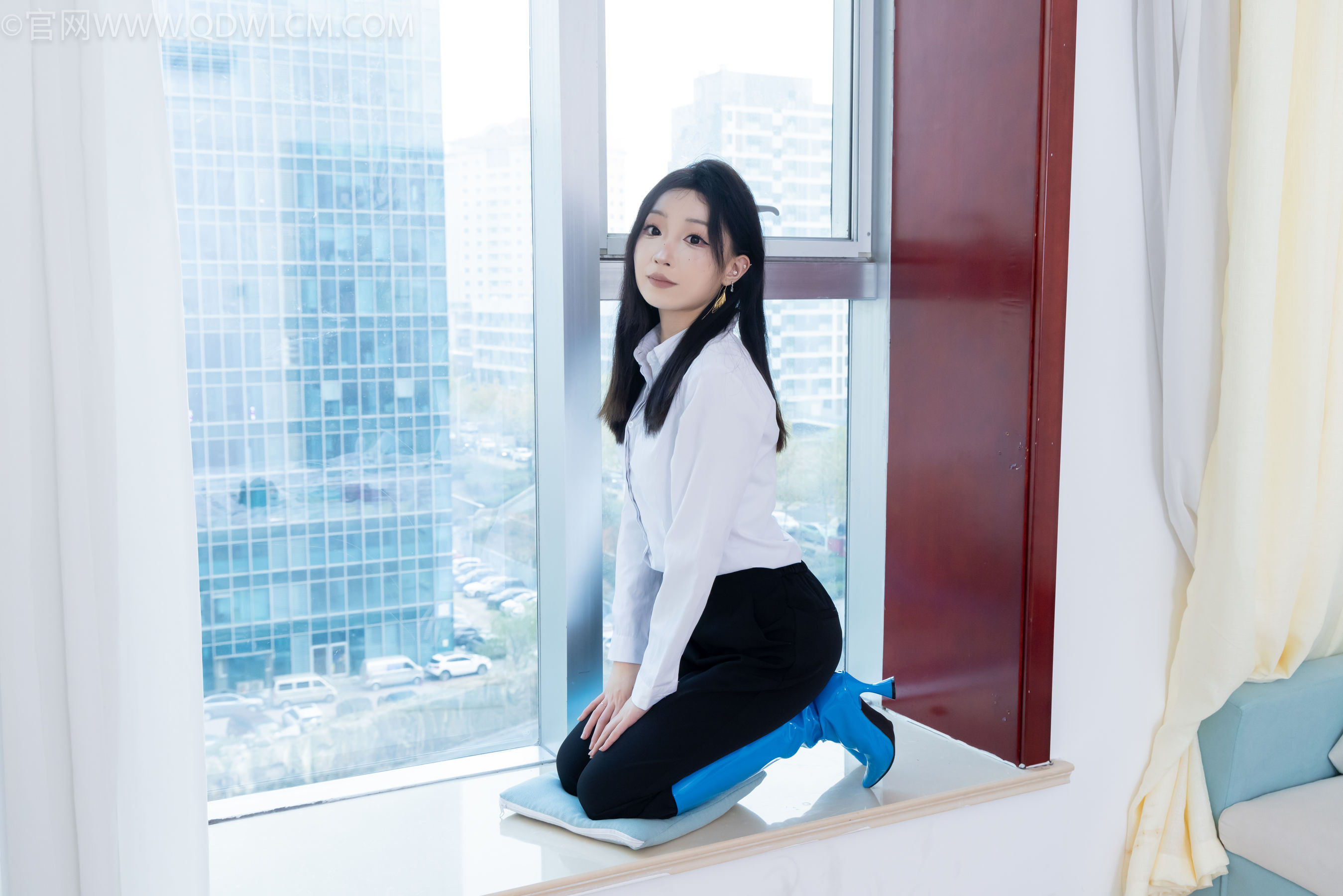 物恋传媒 No.2267 嘟嘟 -高跟长靴、薄黑丝/(238P)