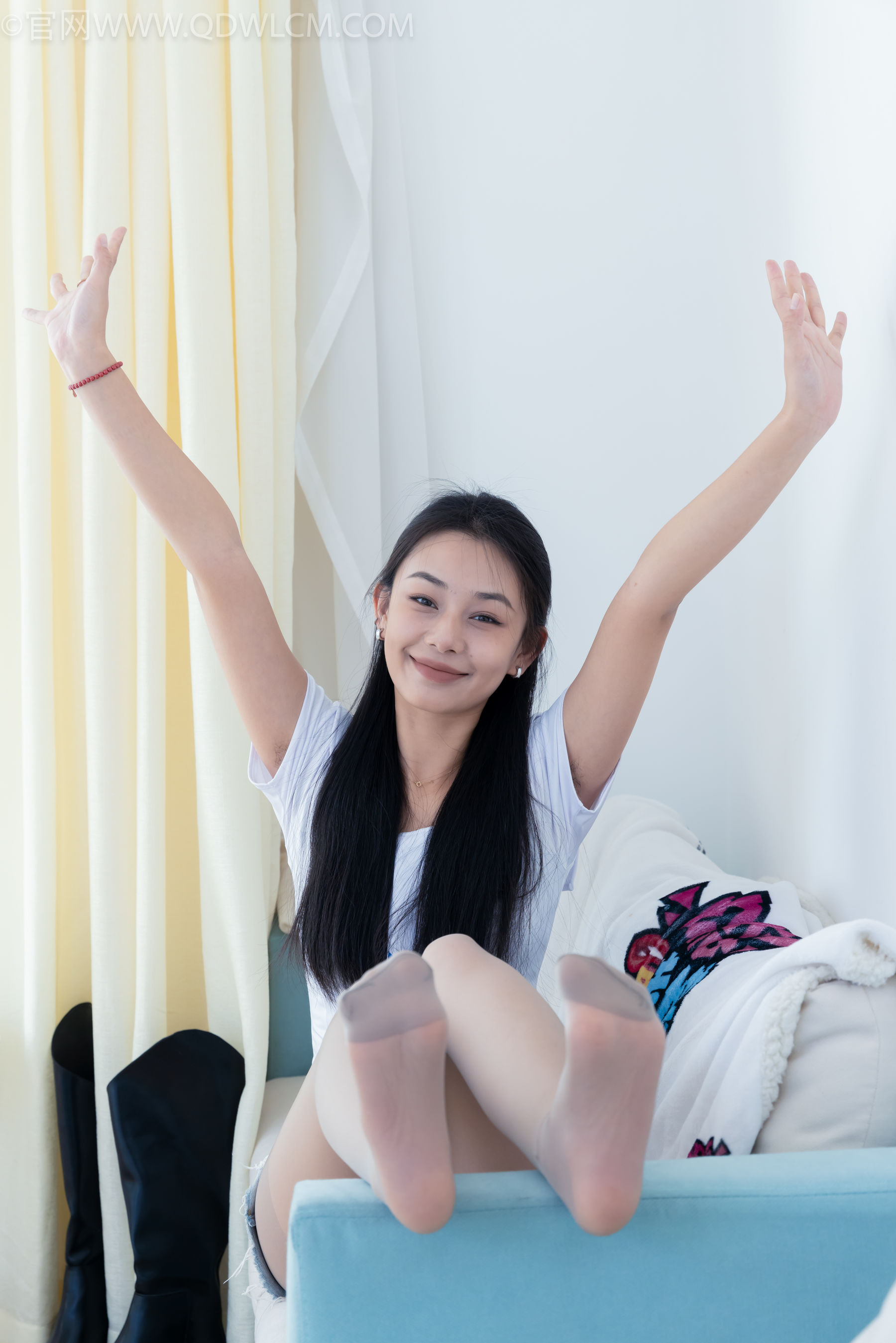 物恋传媒 No.2272 岚岚 -长靴、薄咖丝、薄灰丝/(195P)