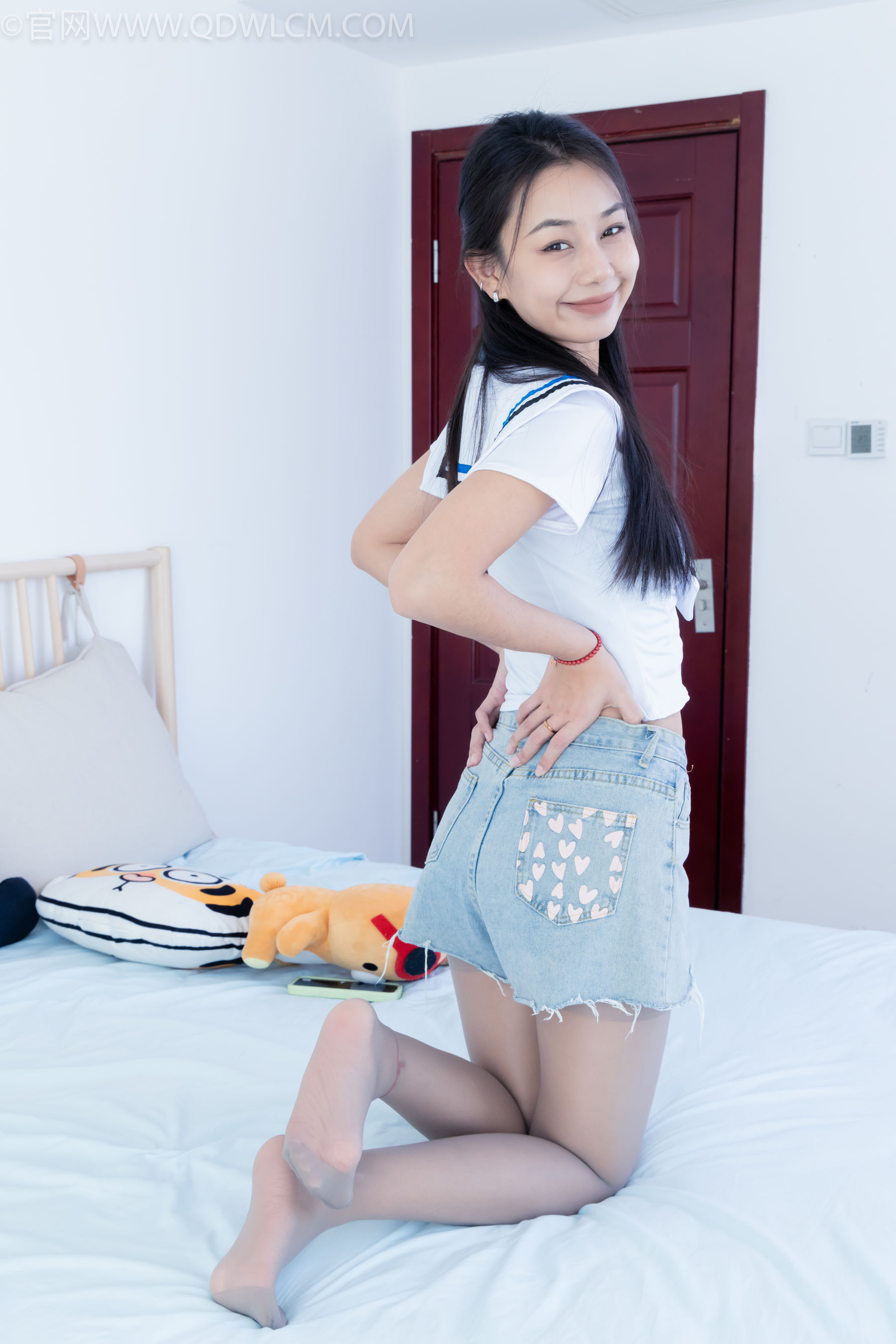 物恋传媒 No.2272 岚岚 -长靴、薄咖丝、薄灰丝/(195P)