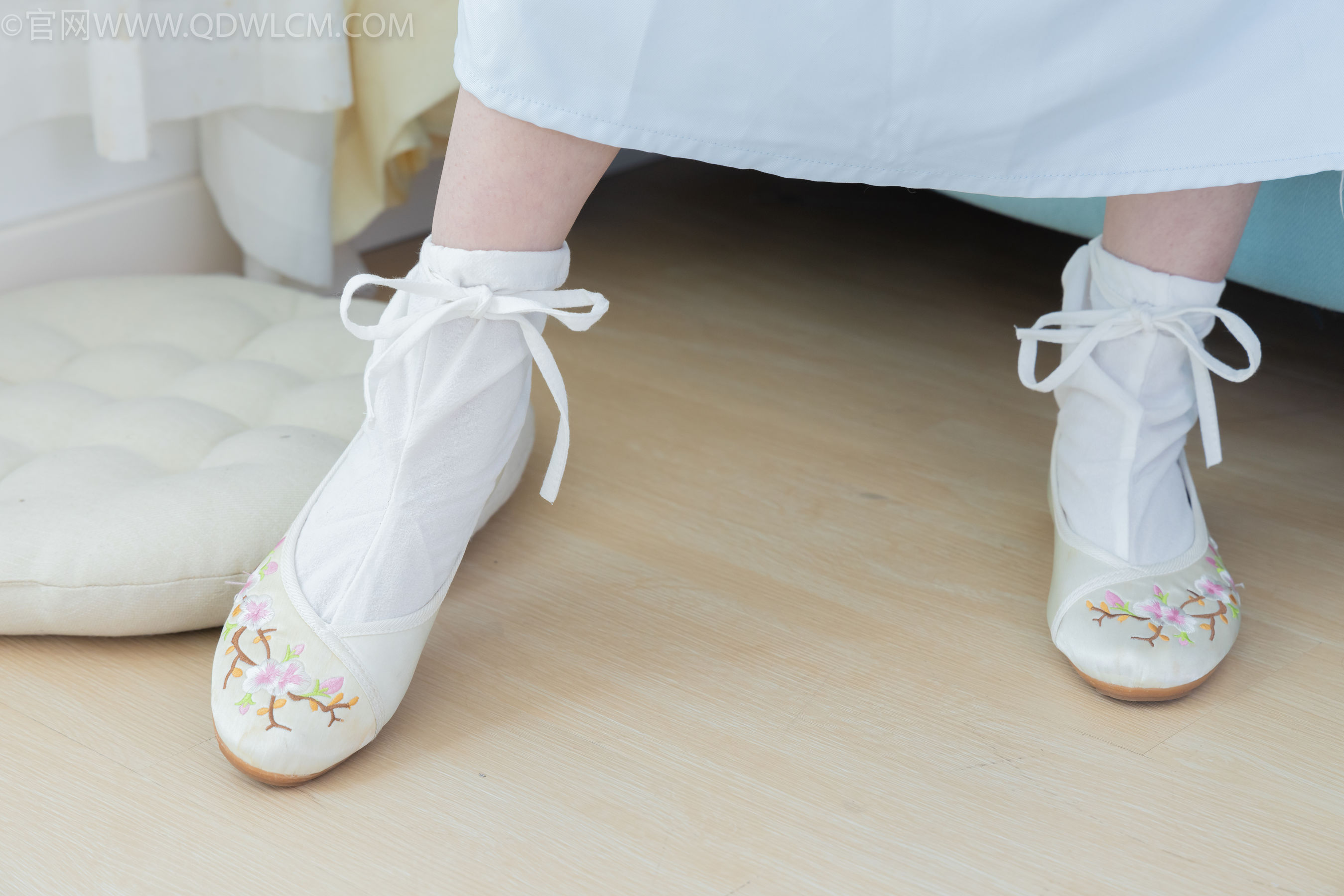 物恋传媒 No.2270 小酒 -高跟鞋、布鞋、白棉足袋、汉服/(191P)