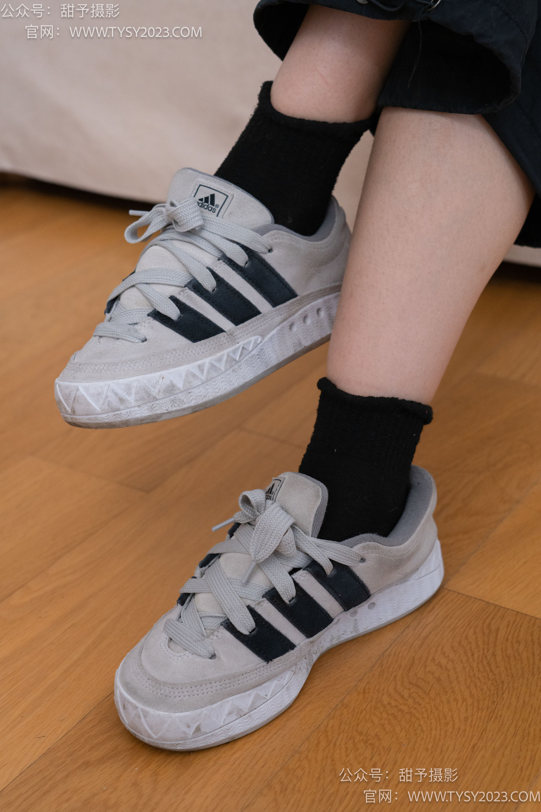 甜予摄影 No.103 小云 - 板鞋、黑棉袜、裸足、剪指甲泡脚剧情/(143P)