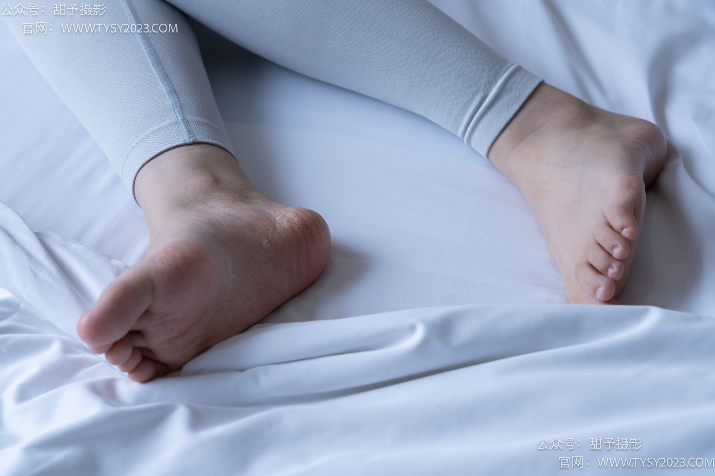 甜予摄影 No.104 璇璇 - 帆布鞋、白棉袜、裸足、小人国剧情/(134P)