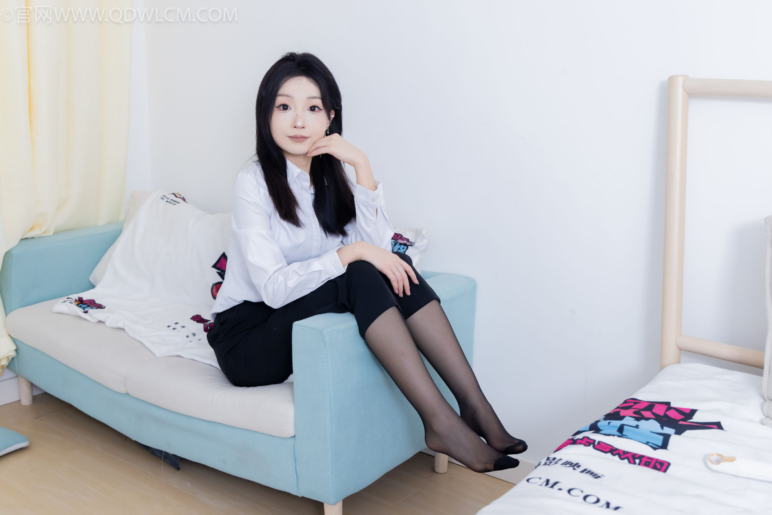 物恋传媒 No.2267 嘟嘟 -高跟长靴、薄黑丝/(238P)