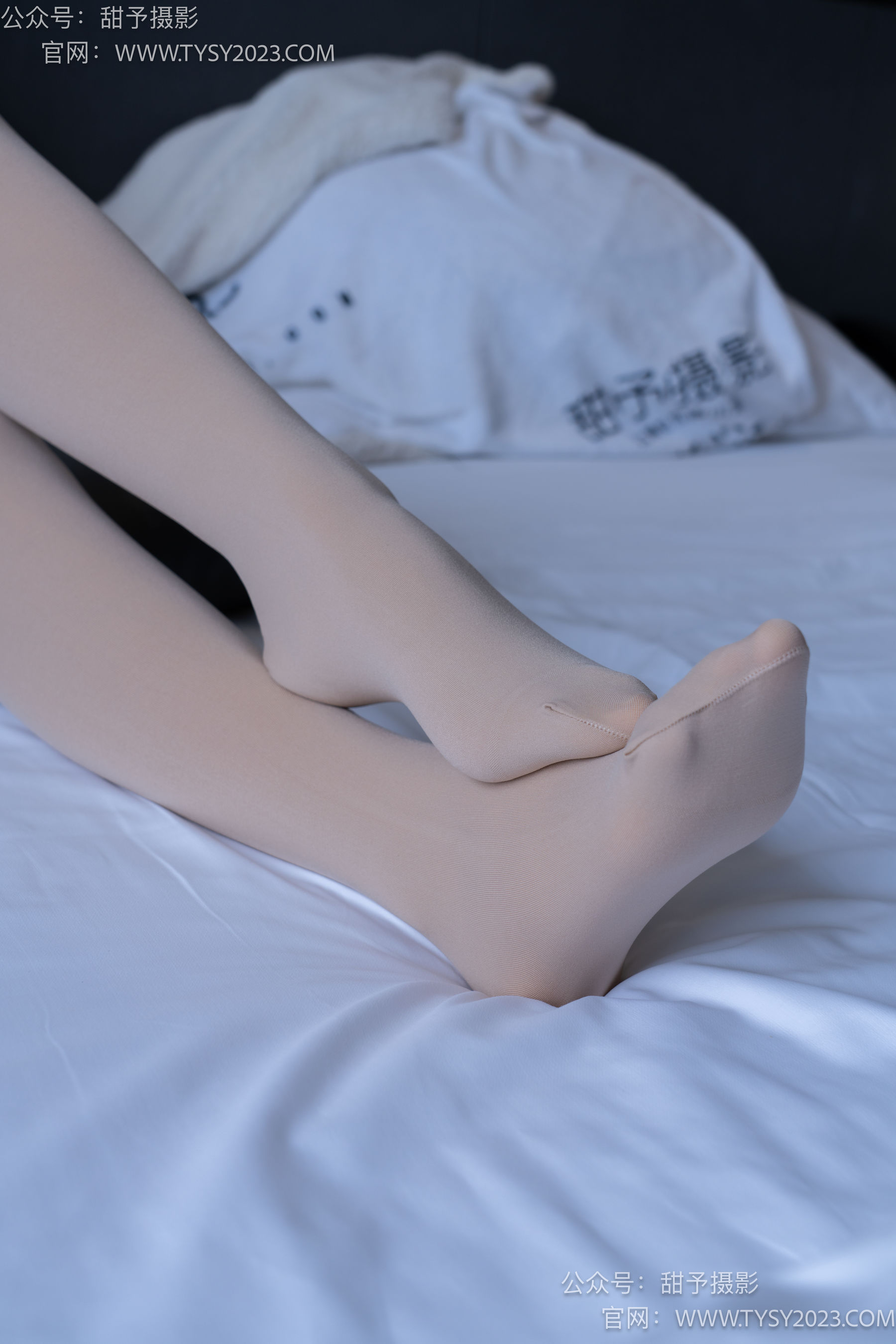 甜予摄影 No.101 璇璇 - OL制服、板鞋、高跟鞋、厚肉丝/(136P)