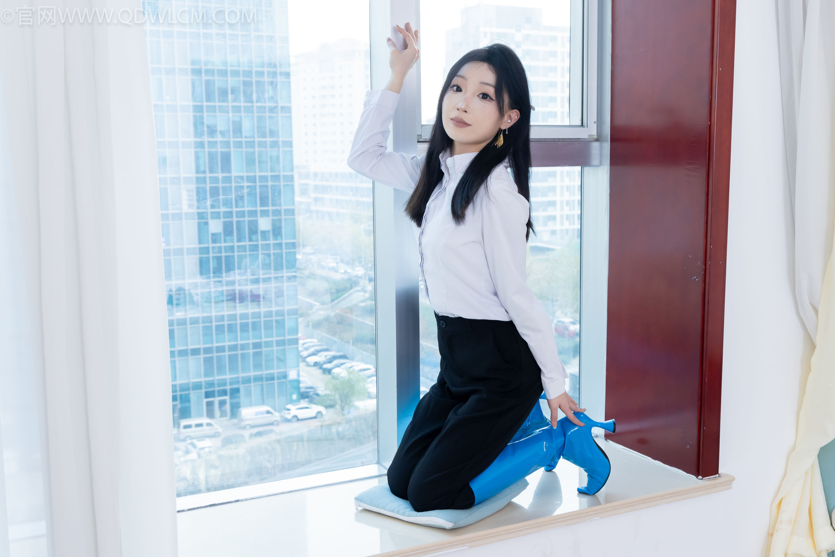 物恋传媒 No.2267 嘟嘟 -高跟长靴、薄黑丝/(238P)