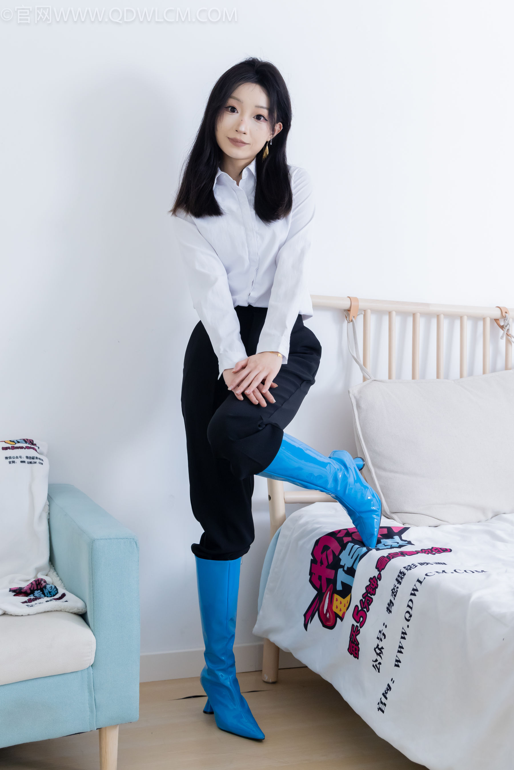 物恋传媒 No.2267 嘟嘟 -高跟长靴、薄黑丝/(238P)