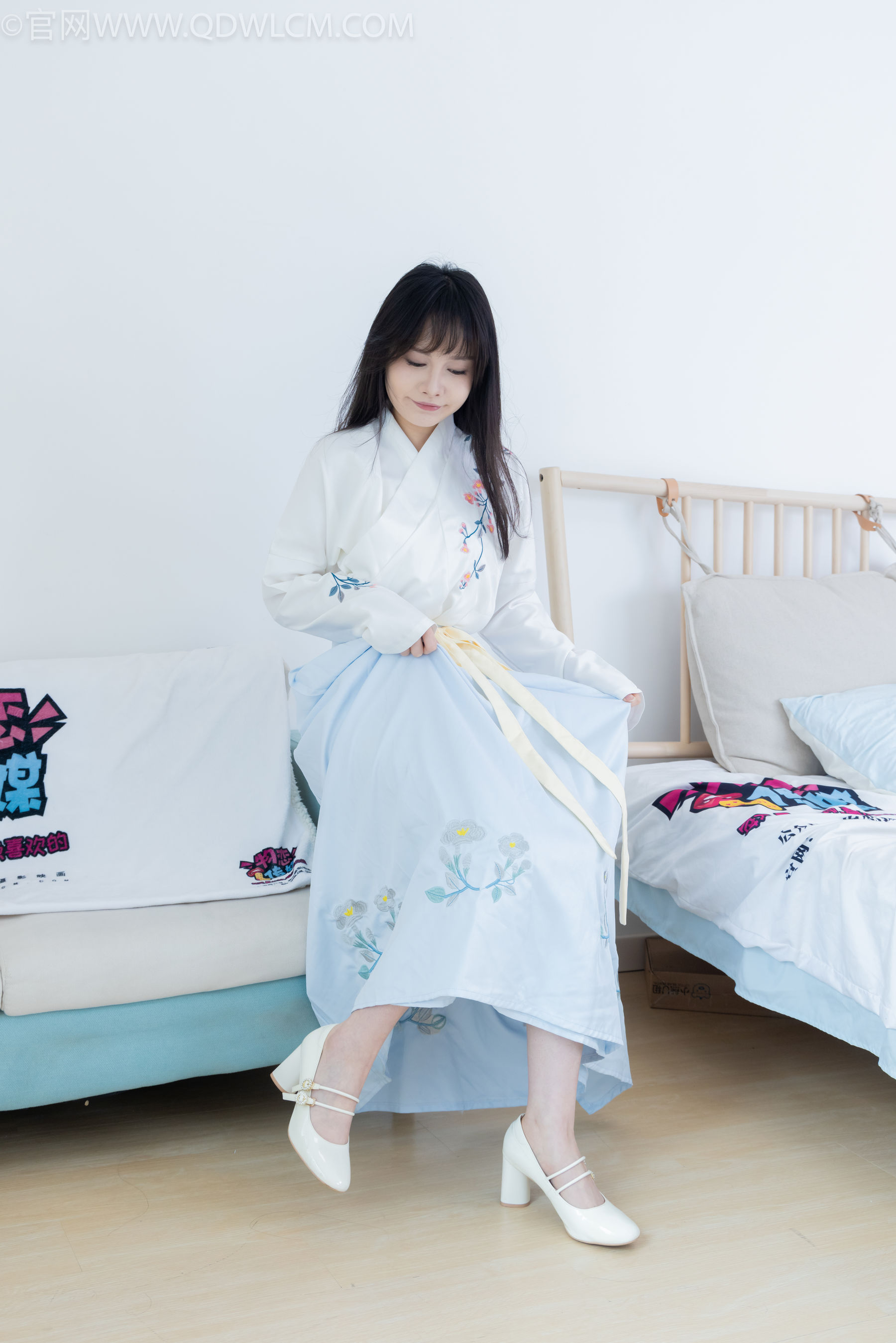 物恋传媒 No.2270 小酒 -高跟鞋、布鞋、白棉足袋、汉服/(191P)