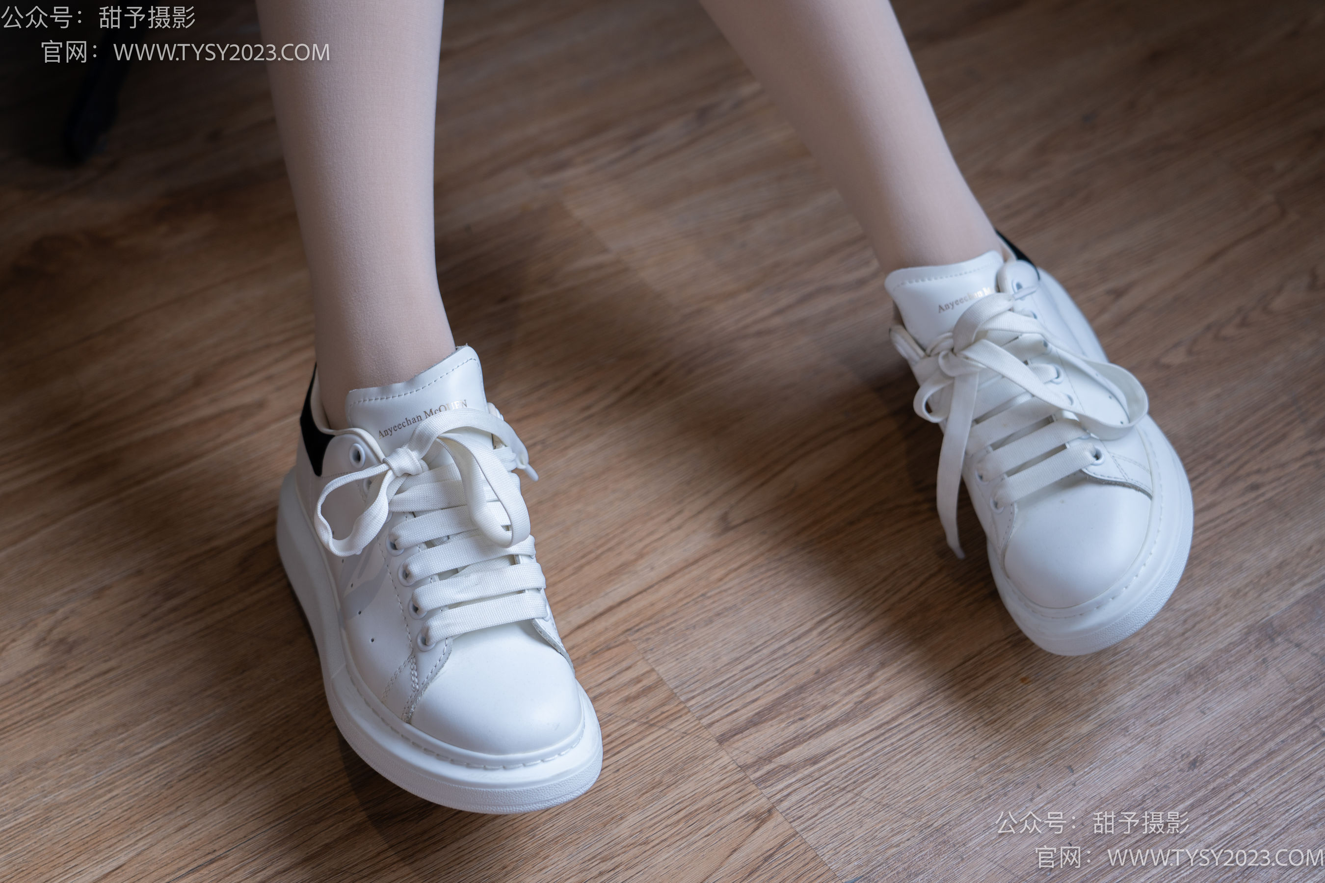 甜予摄影 No.101 璇璇 - OL制服、板鞋、高跟鞋、厚肉丝/(136P)