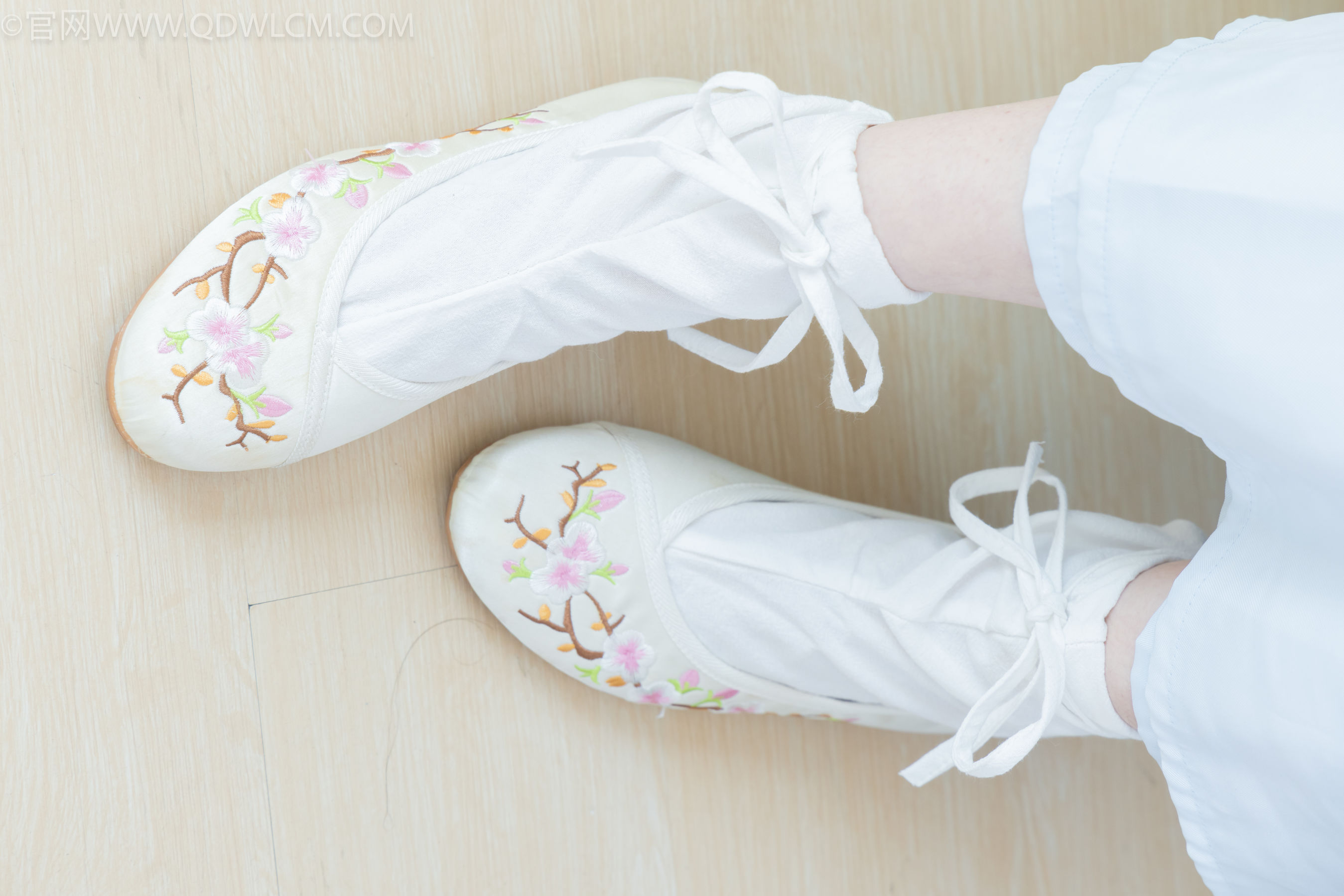 物恋传媒 No.2270 小酒 -高跟鞋、布鞋、白棉足袋、汉服/(191P)