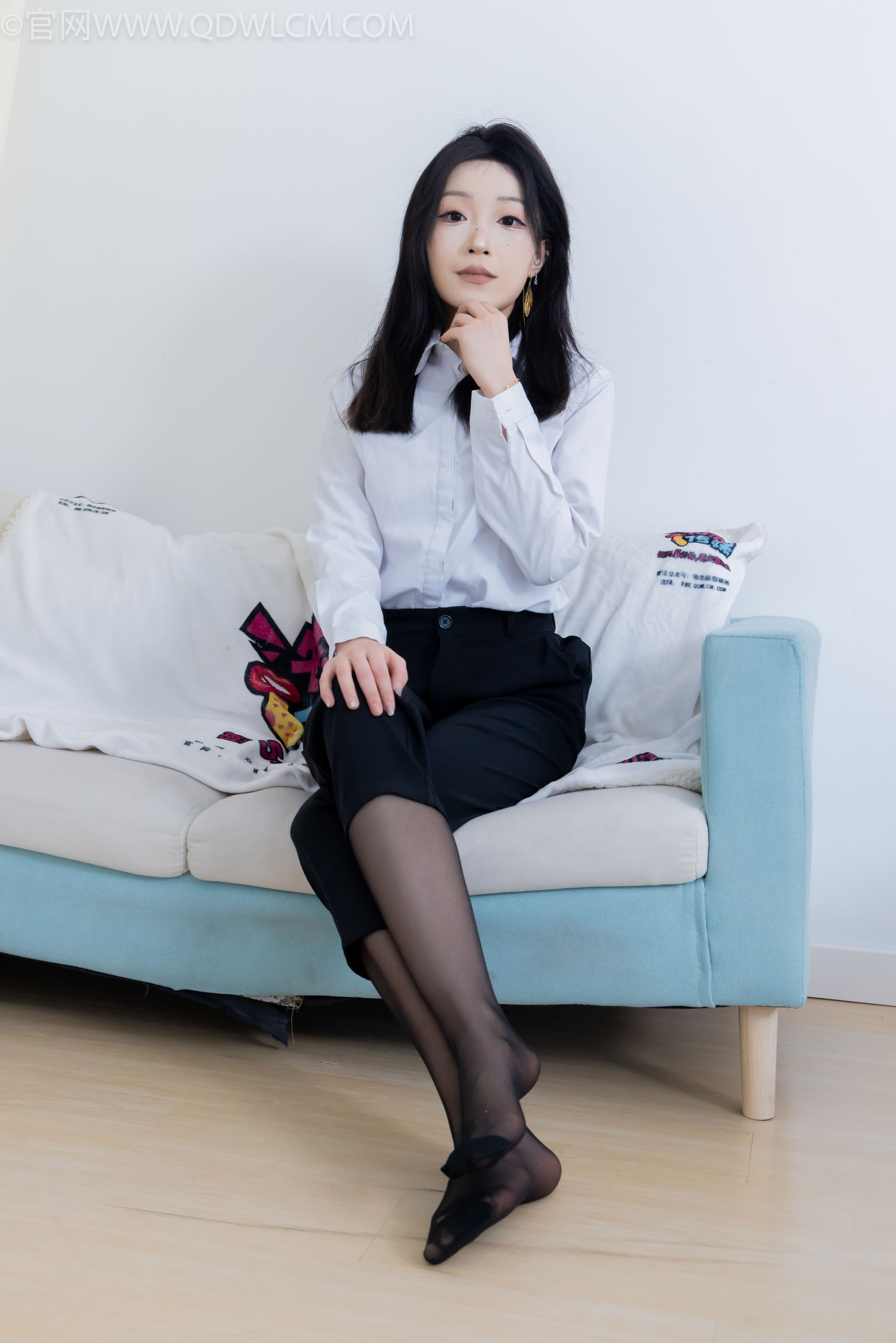 物恋传媒 No.2267 嘟嘟 -高跟长靴、薄黑丝/(238P)