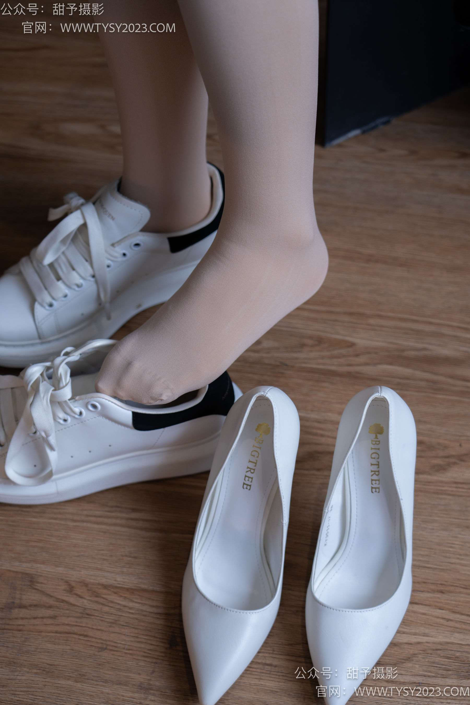 甜予摄影 No.101 璇璇 - OL制服、板鞋、高跟鞋、厚肉丝/(136P)