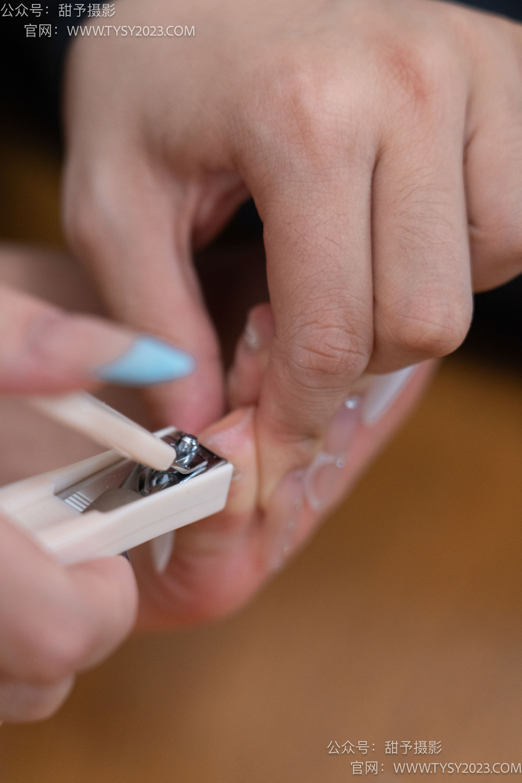 甜予摄影 No.103 小云 - 板鞋、黑棉袜、裸足、剪指甲泡脚剧情/(143P)