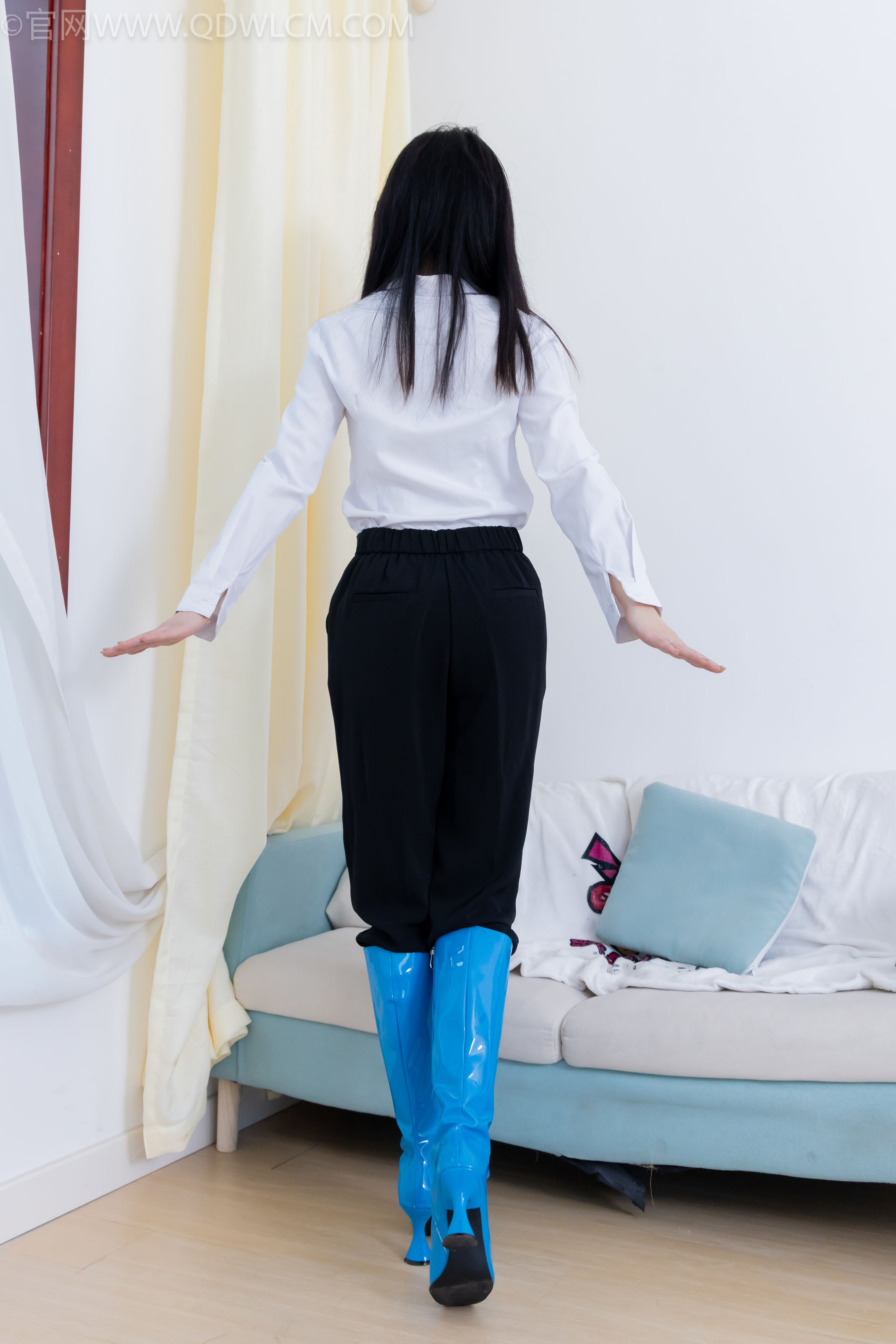 物恋传媒 No.2267 嘟嘟 -高跟长靴、薄黑丝/(238P)