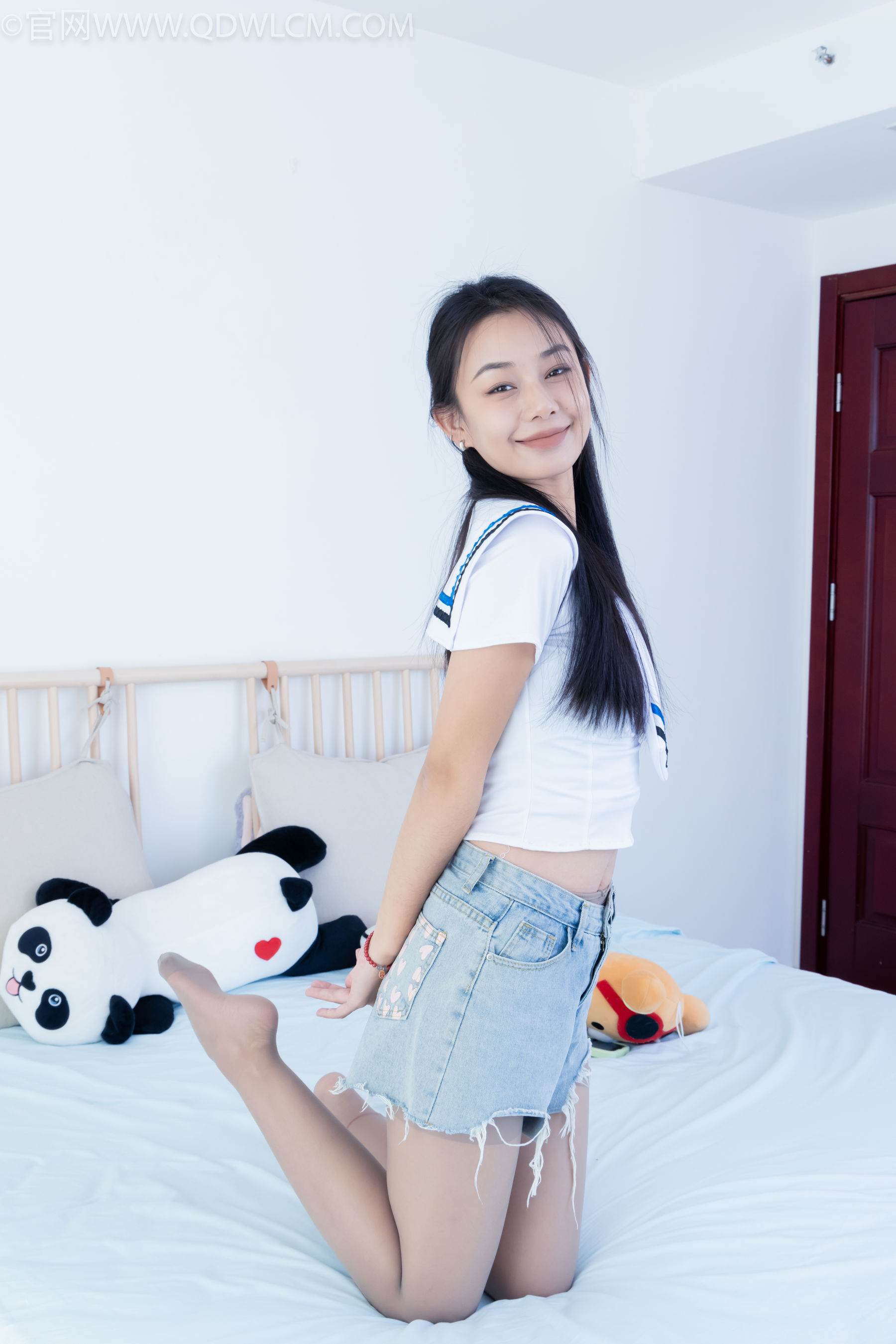 物恋传媒 No.2272 岚岚 -长靴、薄咖丝、薄灰丝/(195P)