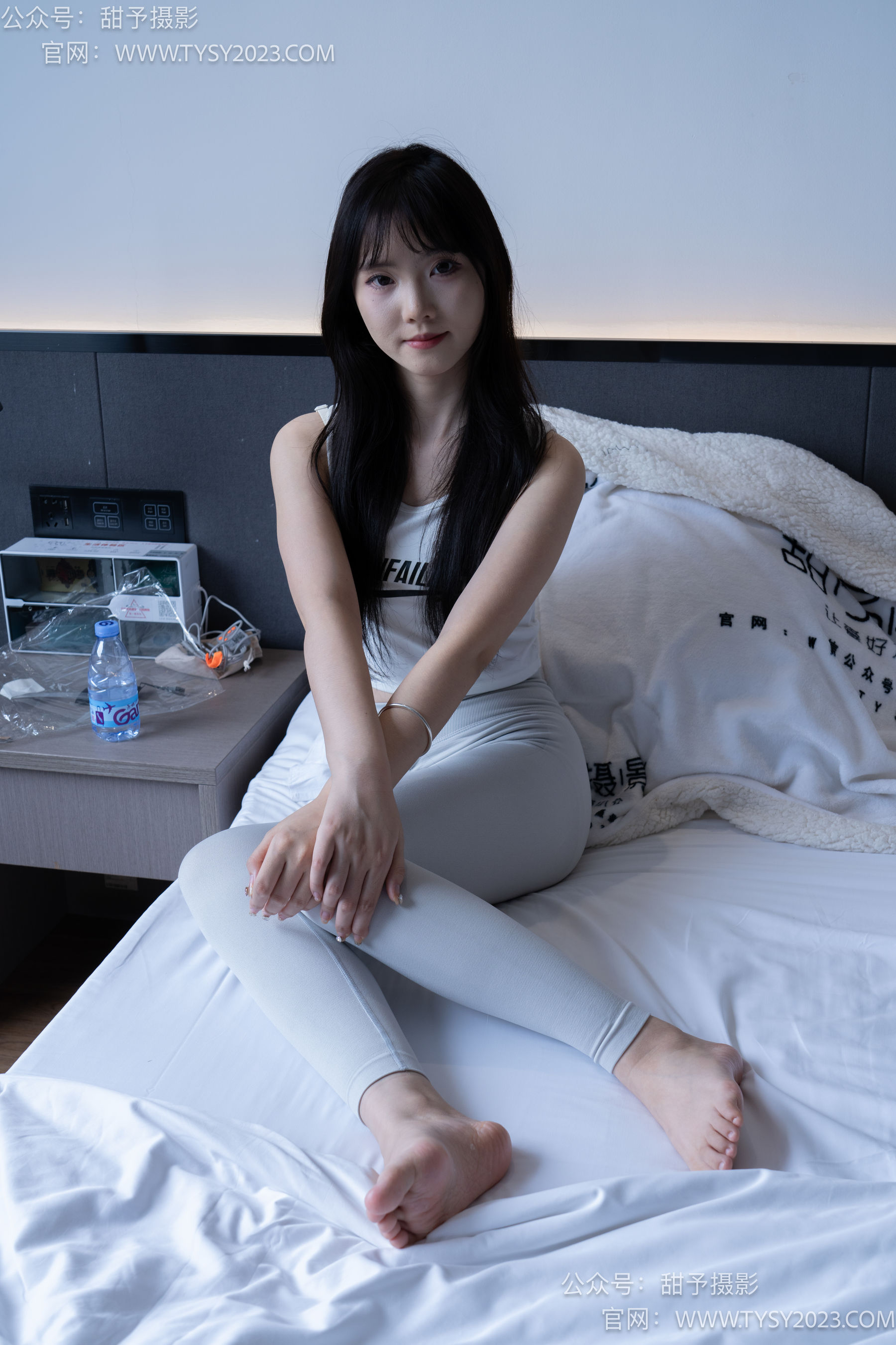 甜予摄影 No.104 璇璇 - 帆布鞋、白棉袜、裸足、小人国剧情/(134P)