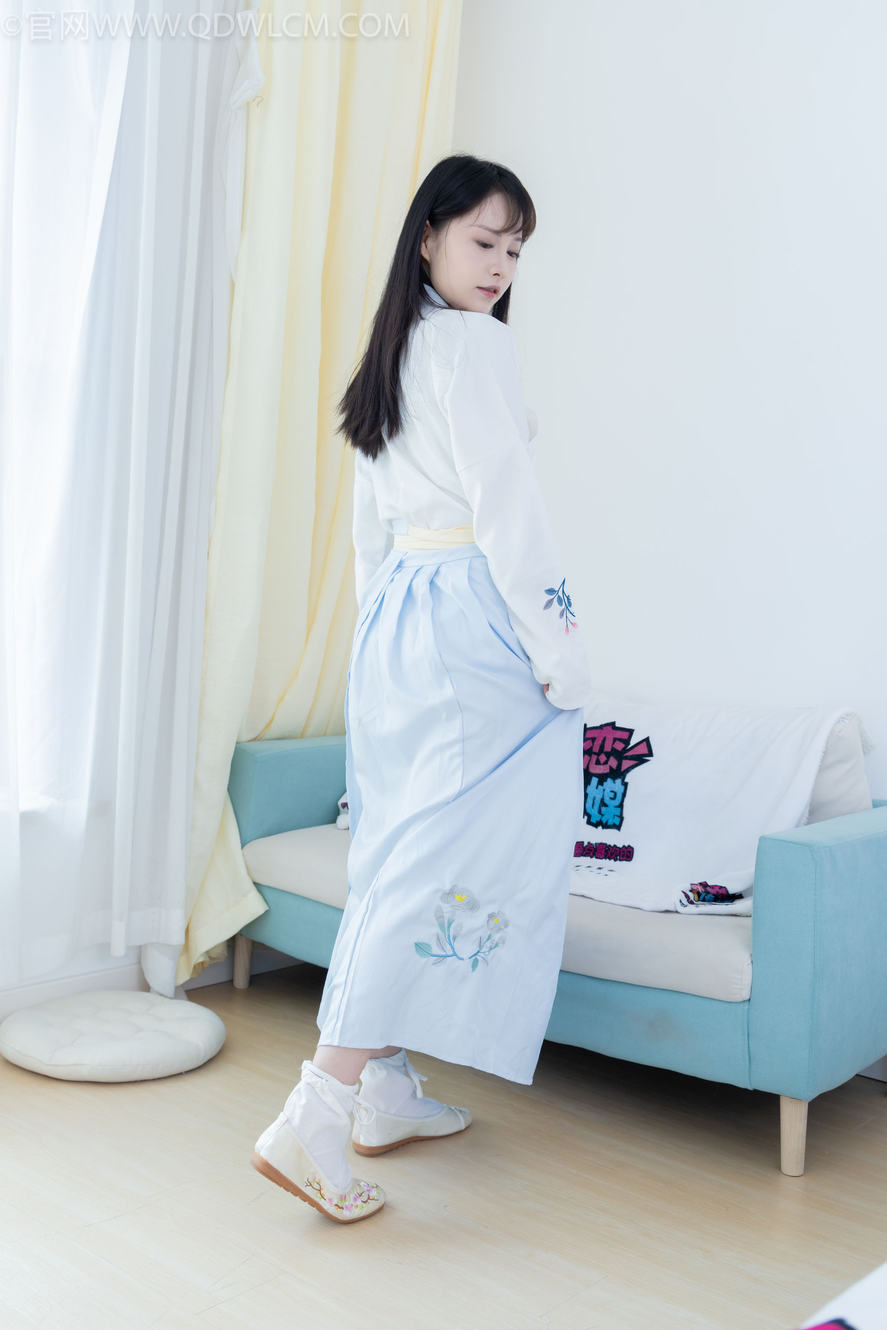 物恋传媒 No.2270 小酒 -高跟鞋、布鞋、白棉足袋、汉服/(191P)