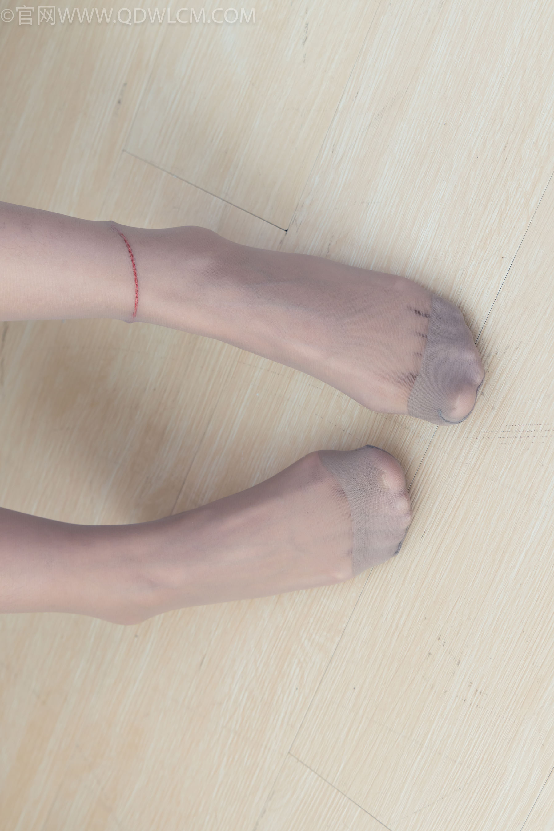 物恋传媒 No.2272 岚岚 -长靴、薄咖丝、薄灰丝/(195P)