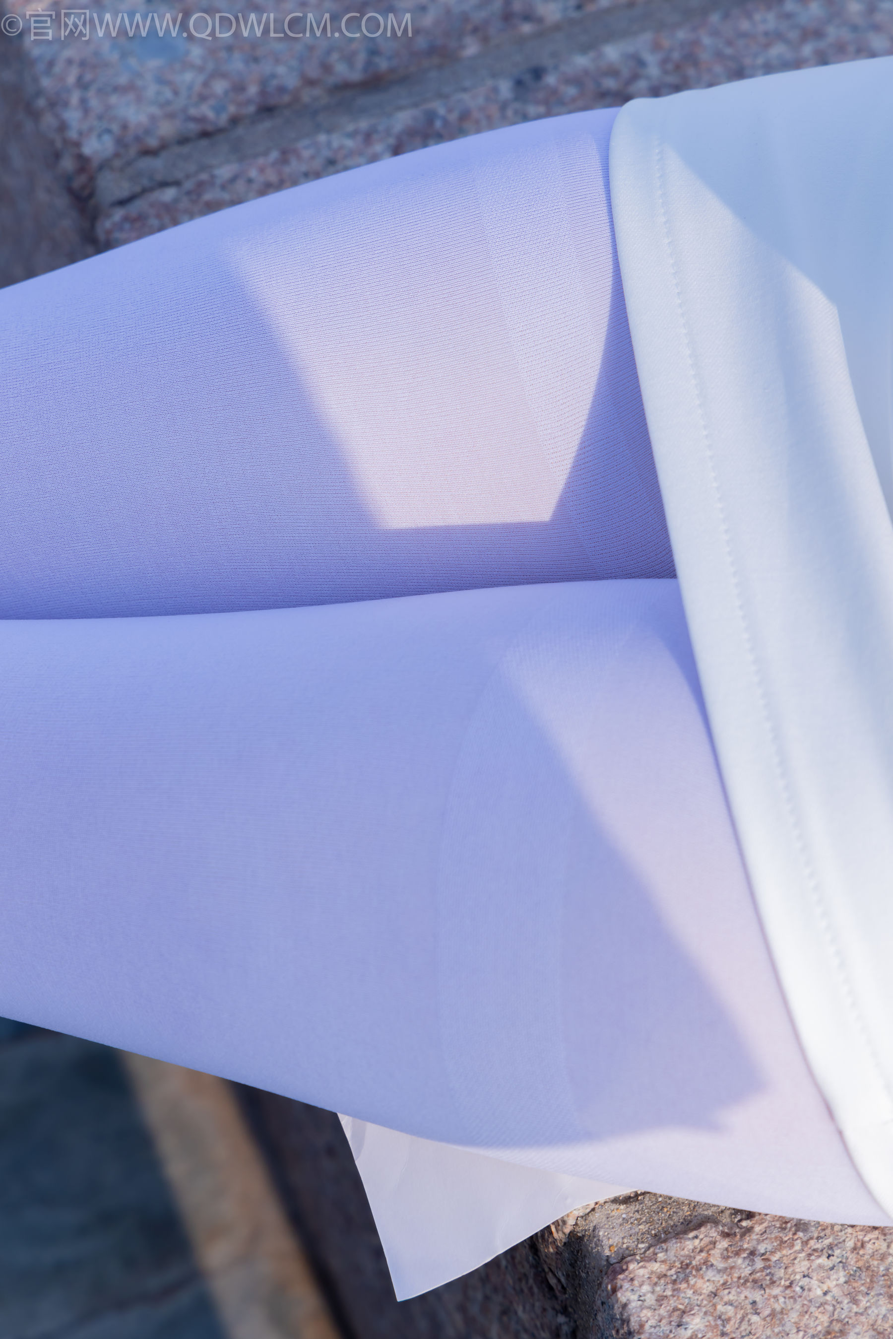 物恋传媒 No.2271 泡泡 -高跟鞋、厚白丝、户外/(261P)