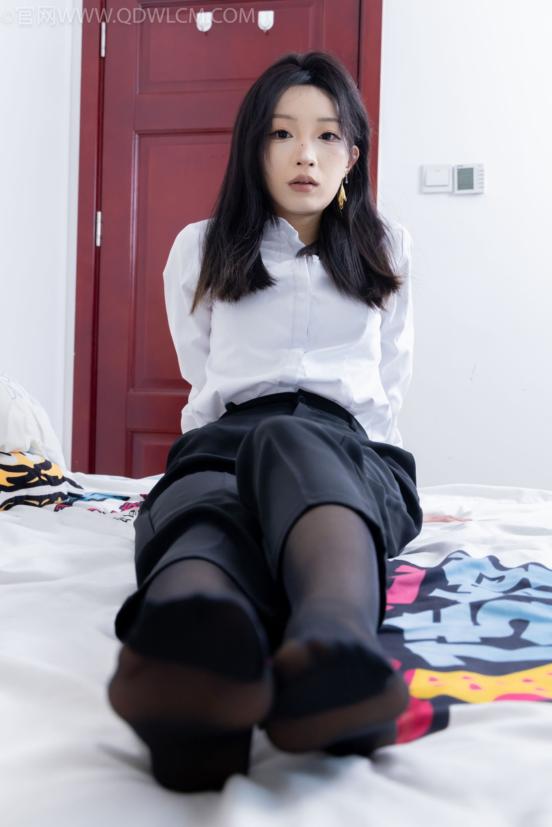 物恋传媒 No.2267 嘟嘟 -高跟长靴、薄黑丝/(238P)