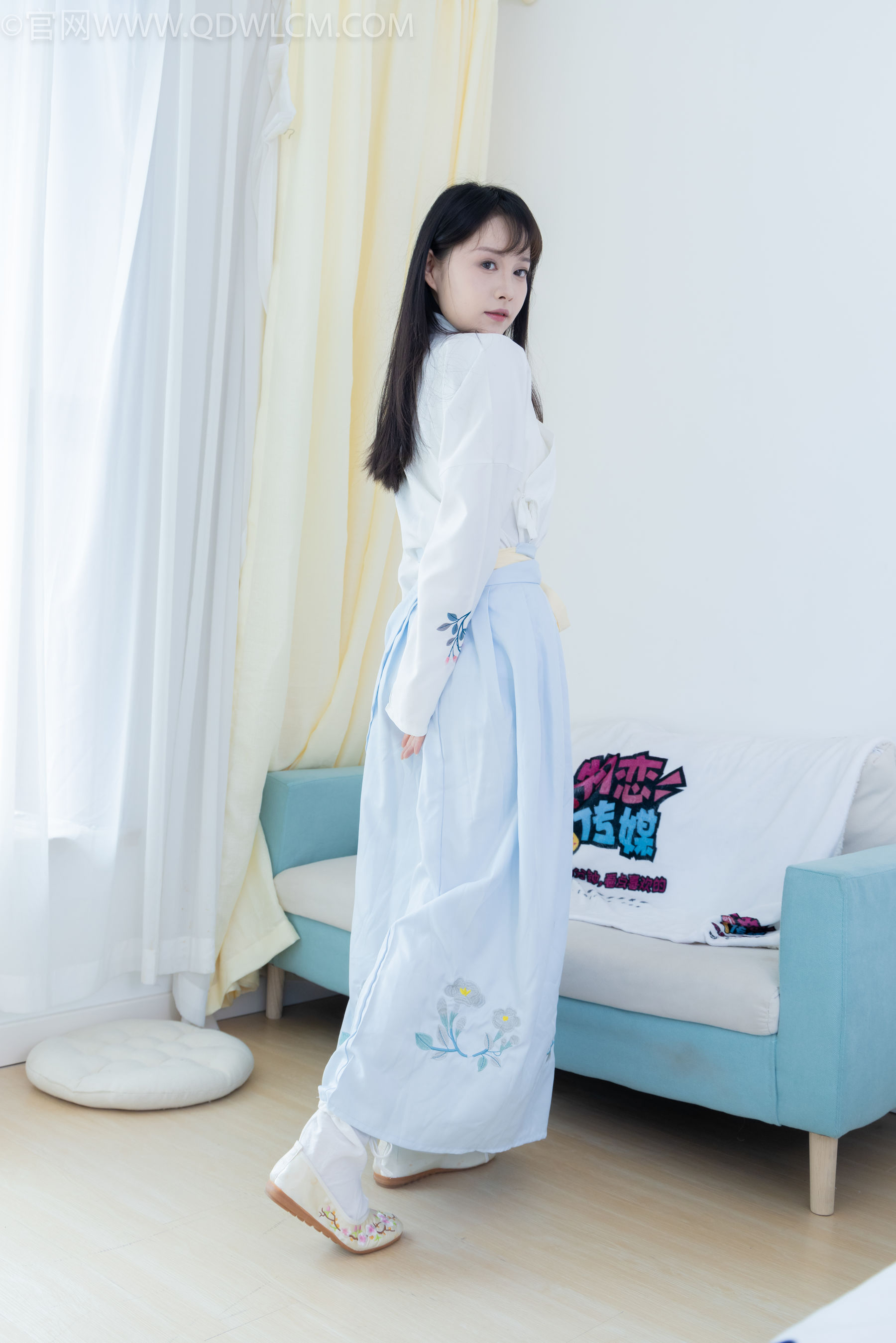 物恋传媒 No.2270 小酒 -高跟鞋、布鞋、白棉足袋、汉服/(191P)