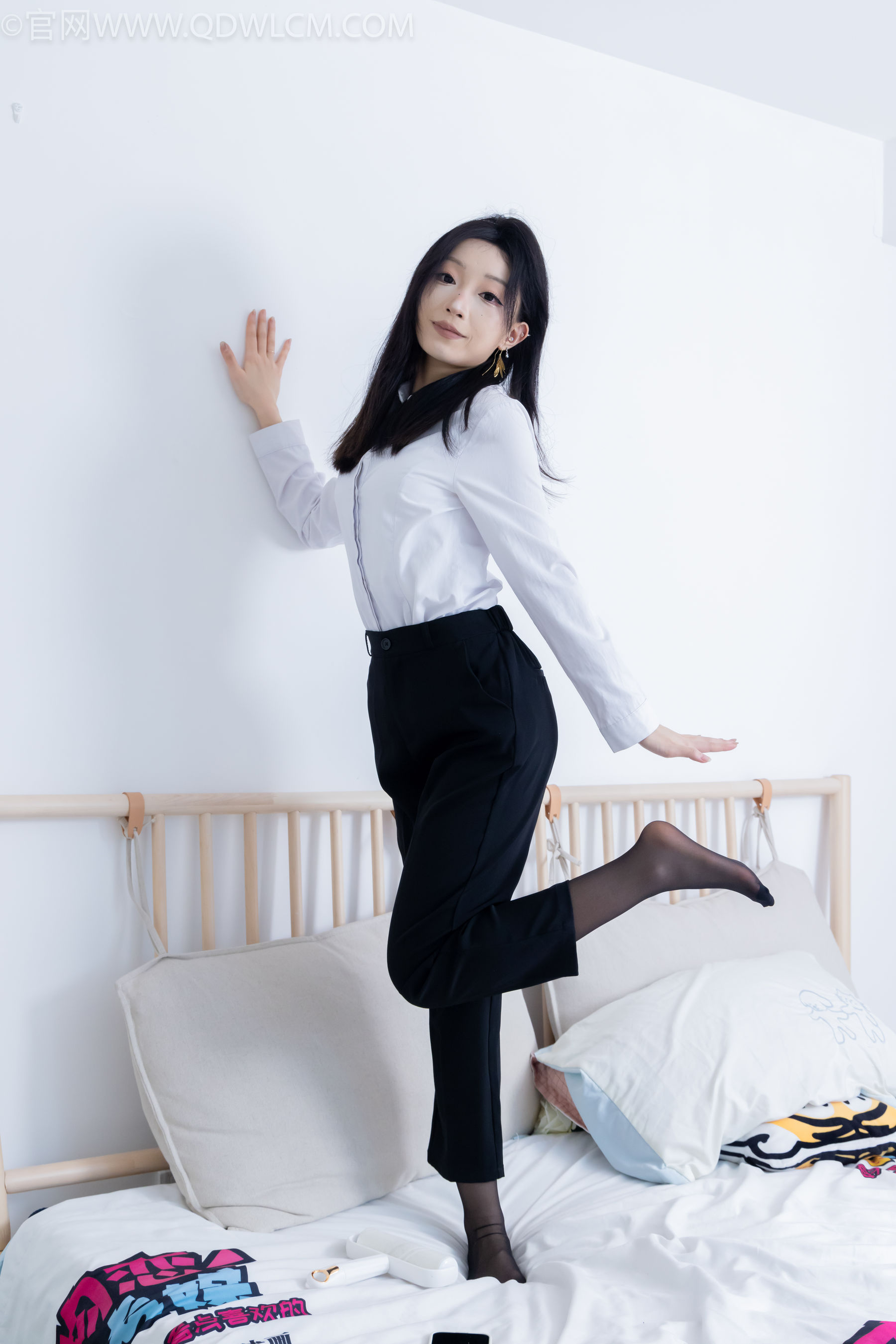 物恋传媒 No.2267 嘟嘟 -高跟长靴、薄黑丝/(238P)