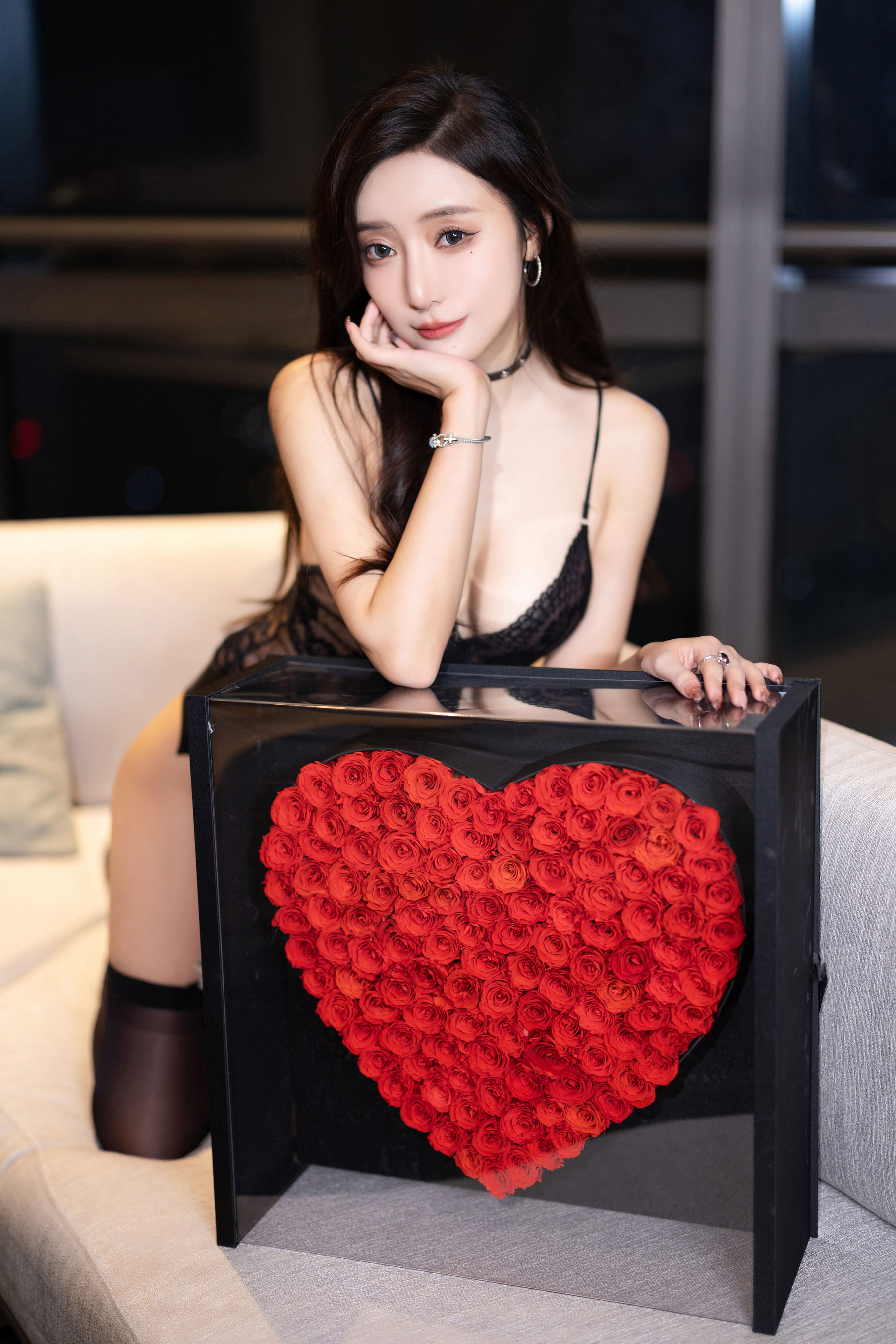 王馨瑶 - 紫色皮衣/(101P)