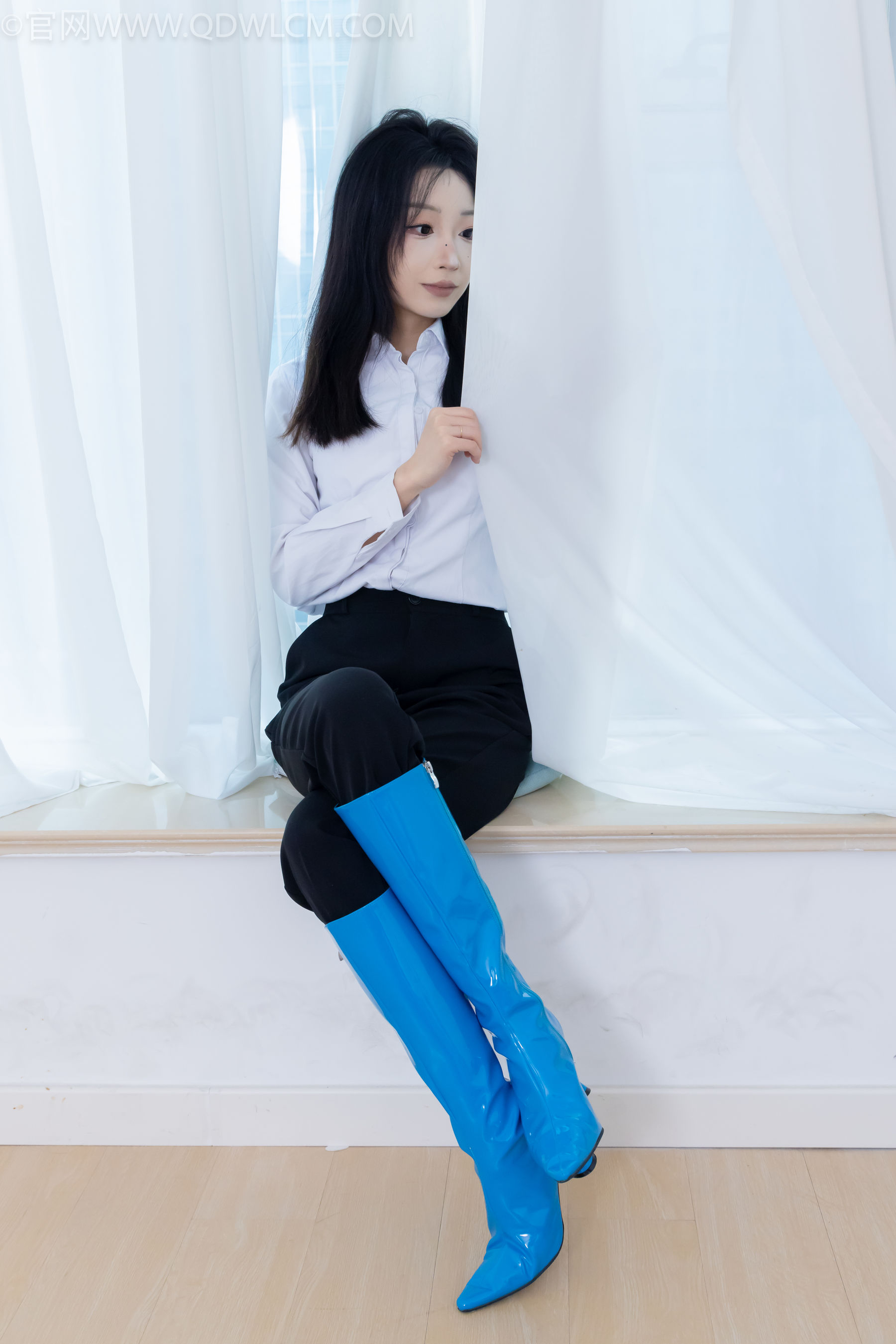 物恋传媒 No.2267 嘟嘟 -高跟长靴、薄黑丝/(238P)