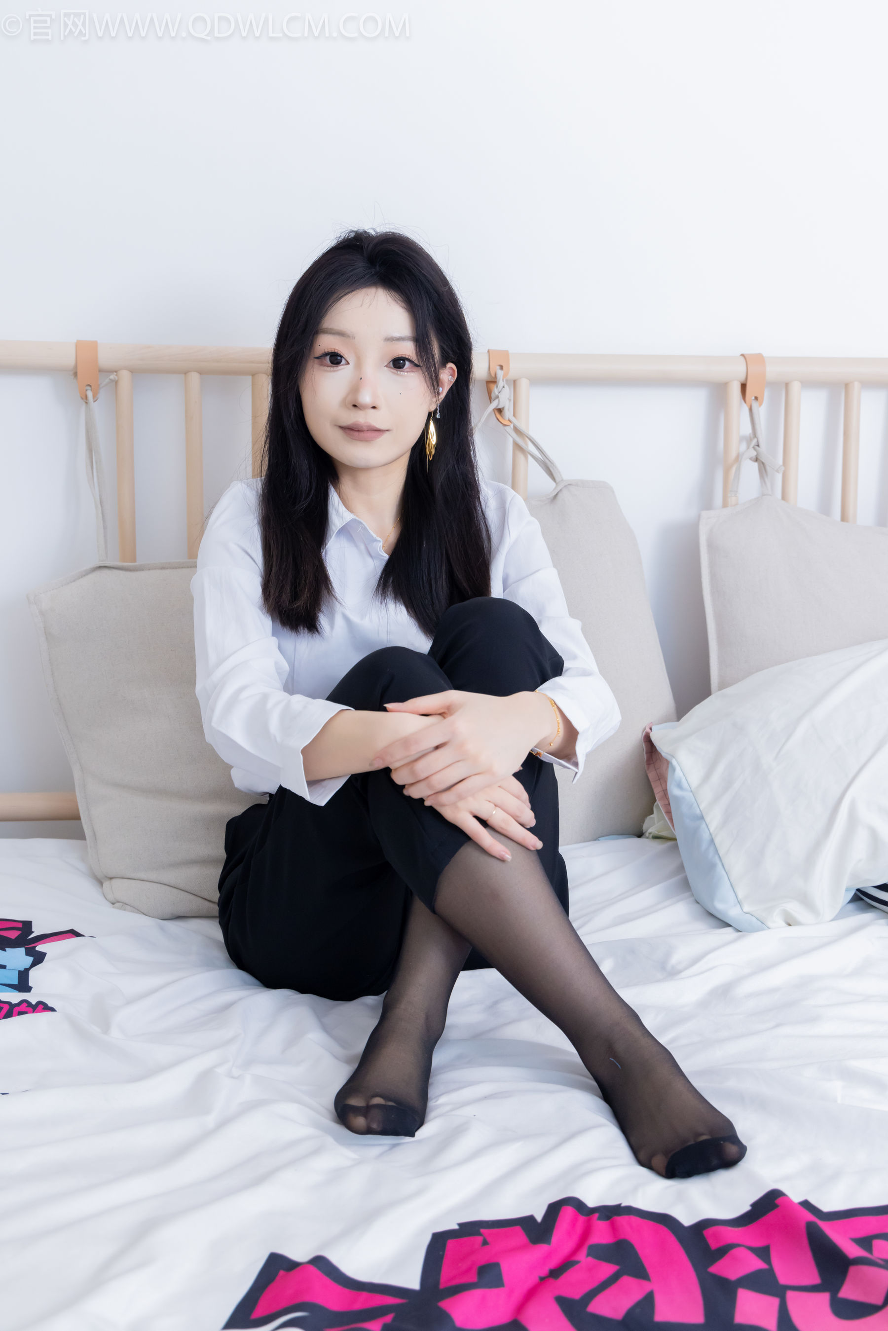 物恋传媒 No.2267 嘟嘟 -高跟长靴、薄黑丝/(238P)