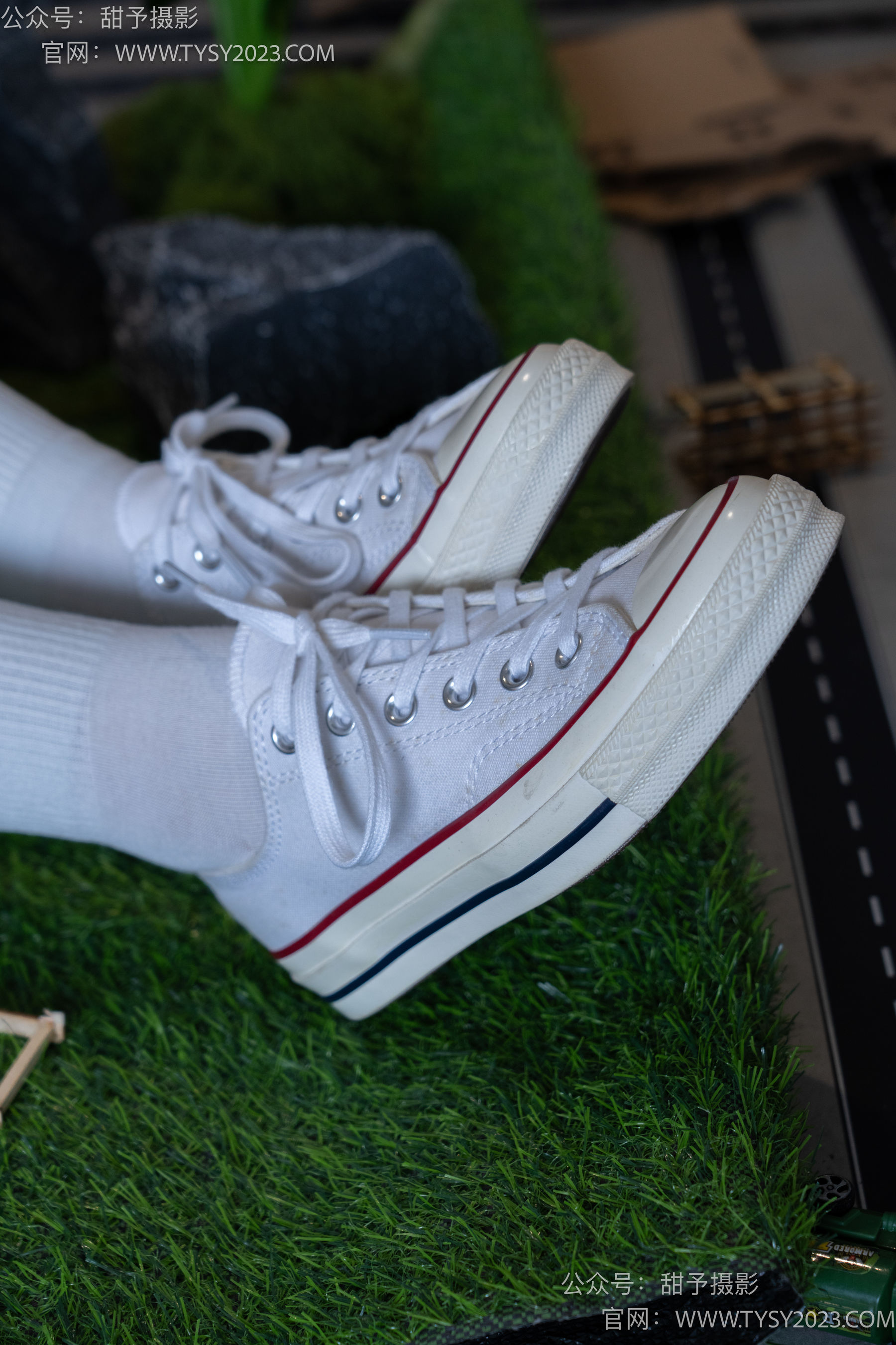 甜予摄影 No.104 璇璇 - 帆布鞋、白棉袜、裸足、小人国剧情/(134P)