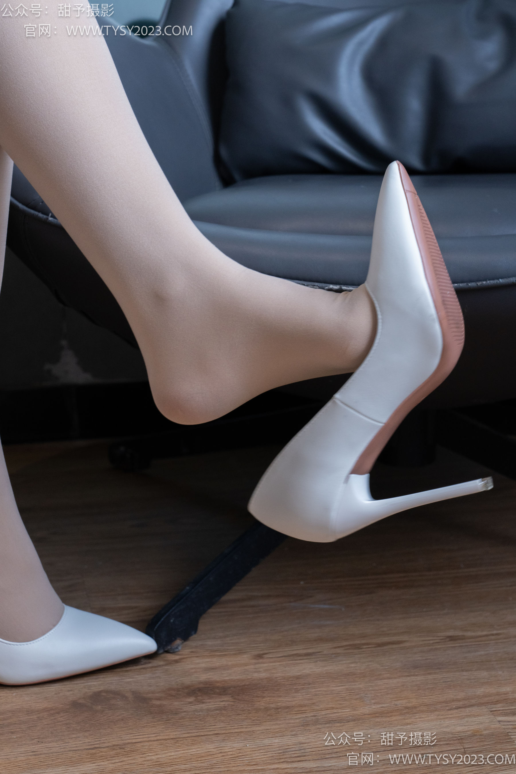 甜予摄影 No.101 璇璇 - OL制服、板鞋、高跟鞋、厚肉丝/(136P)