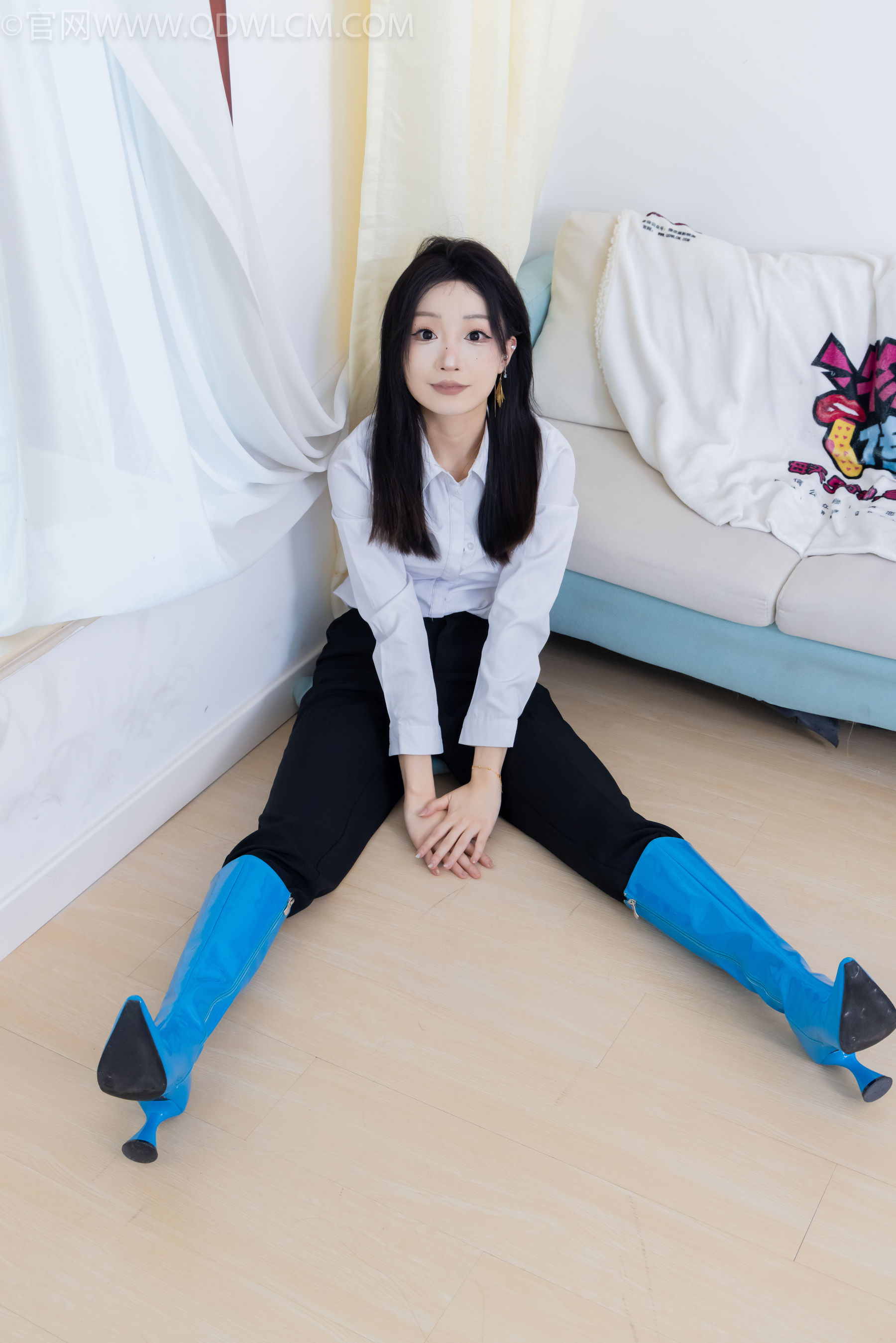 物恋传媒 No.2267 嘟嘟 -高跟长靴、薄黑丝/(238P)