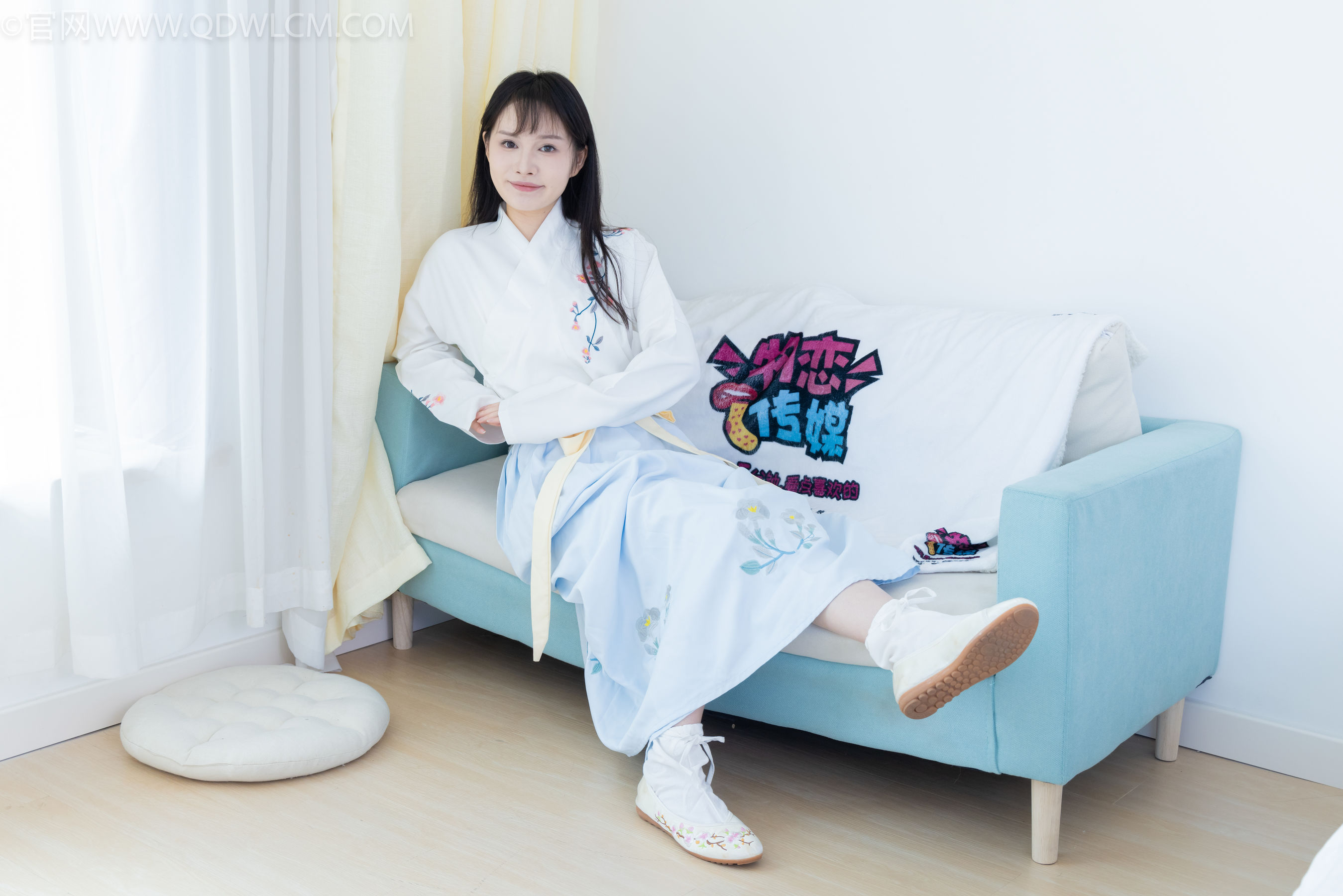 物恋传媒 No.2270 小酒 -高跟鞋、布鞋、白棉足袋、汉服/(191P)