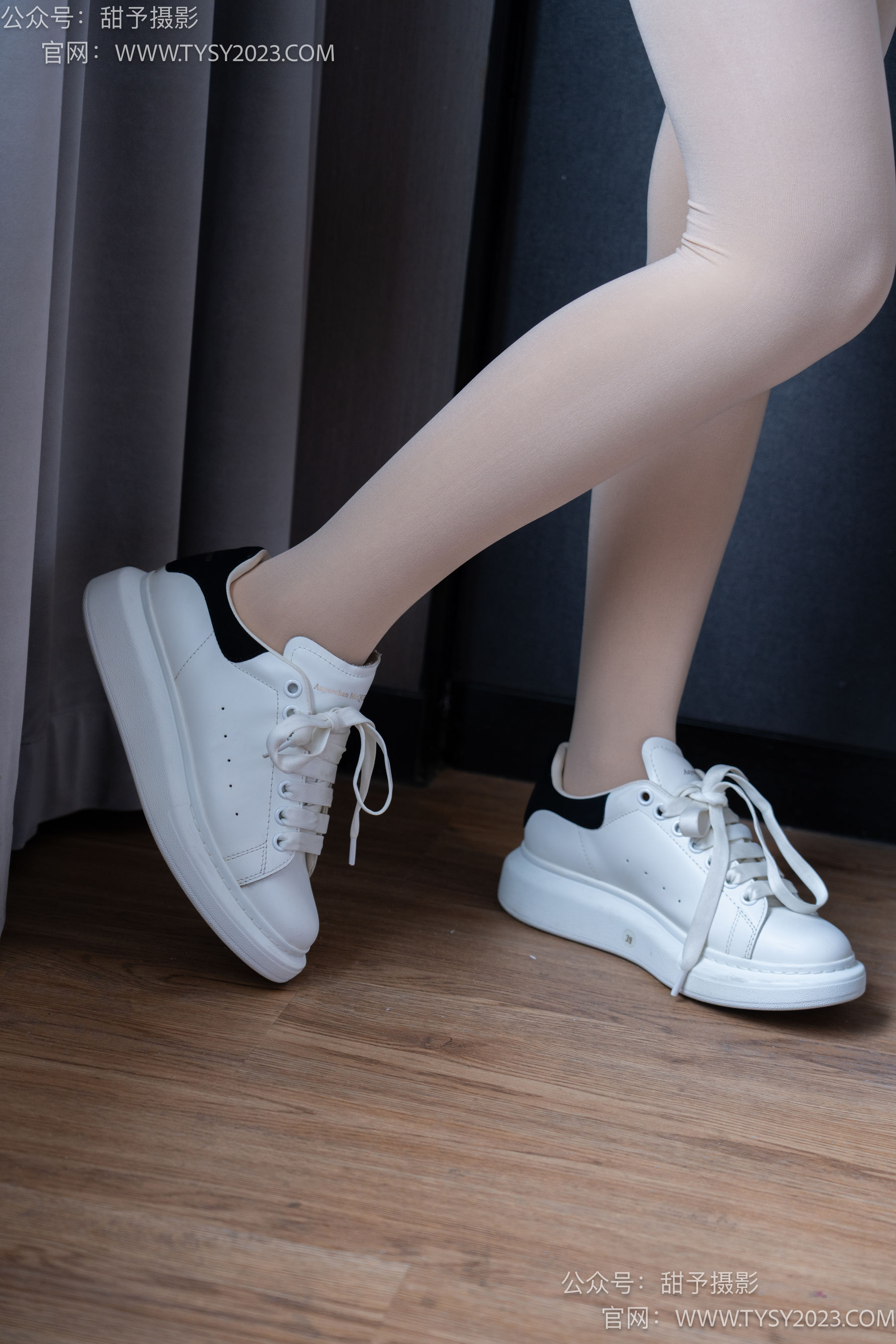 甜予摄影 No.101 璇璇 - OL制服、板鞋、高跟鞋、厚肉丝/(136P)
