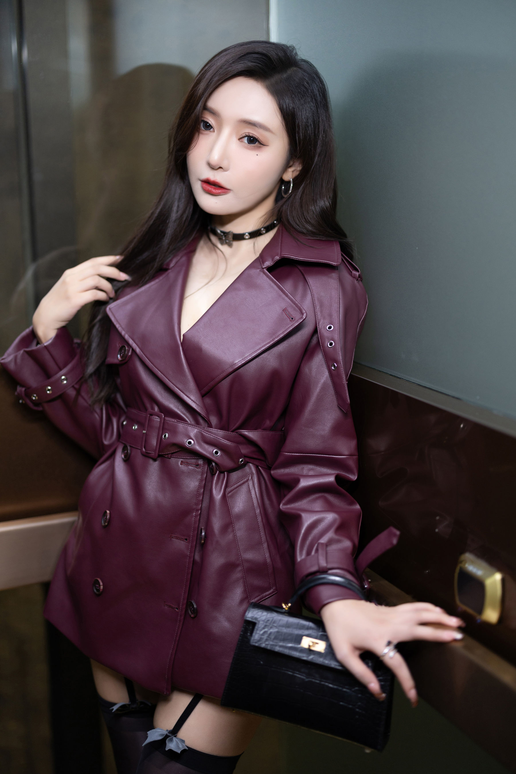 王馨瑶 - 紫色皮衣/(101P)