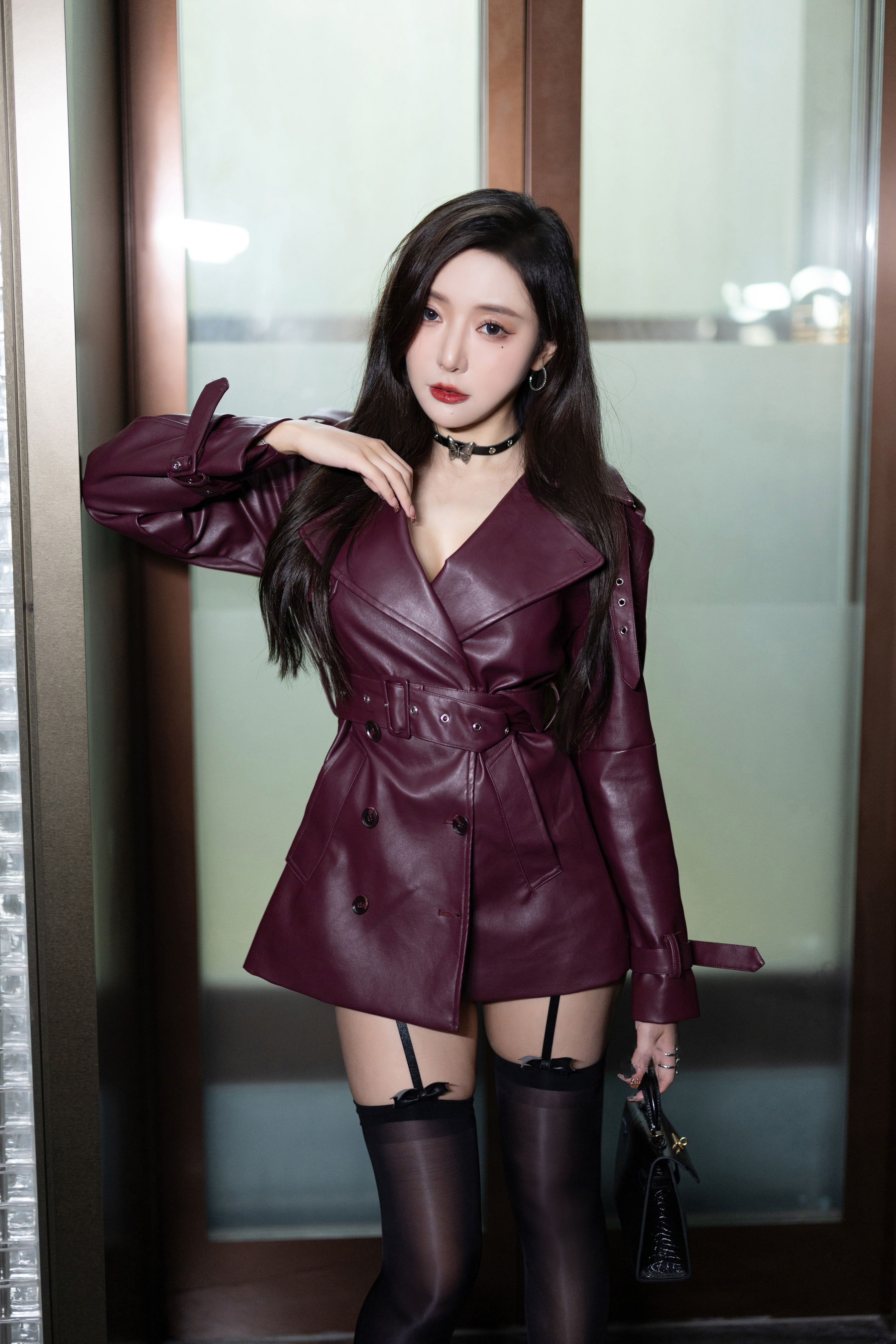 王馨瑶 - 紫色皮衣/(101P)