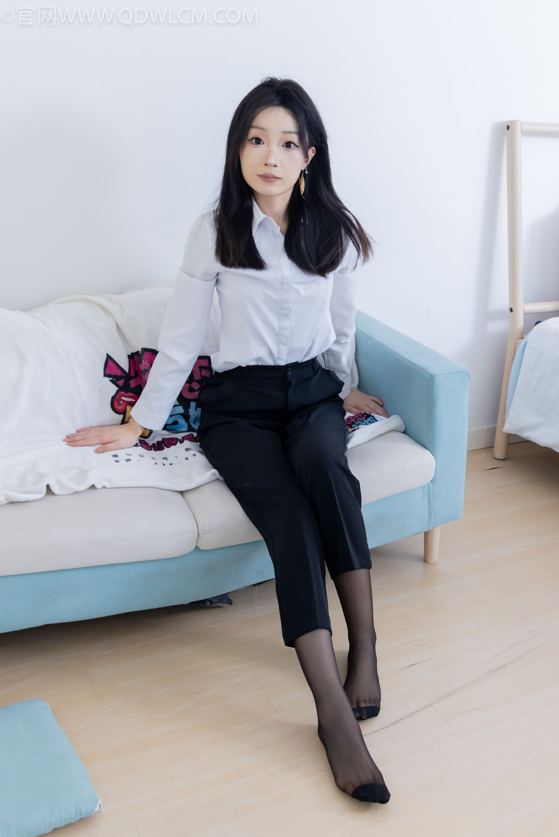 物恋传媒 No.2267 嘟嘟 -高跟长靴、薄黑丝/(238P)