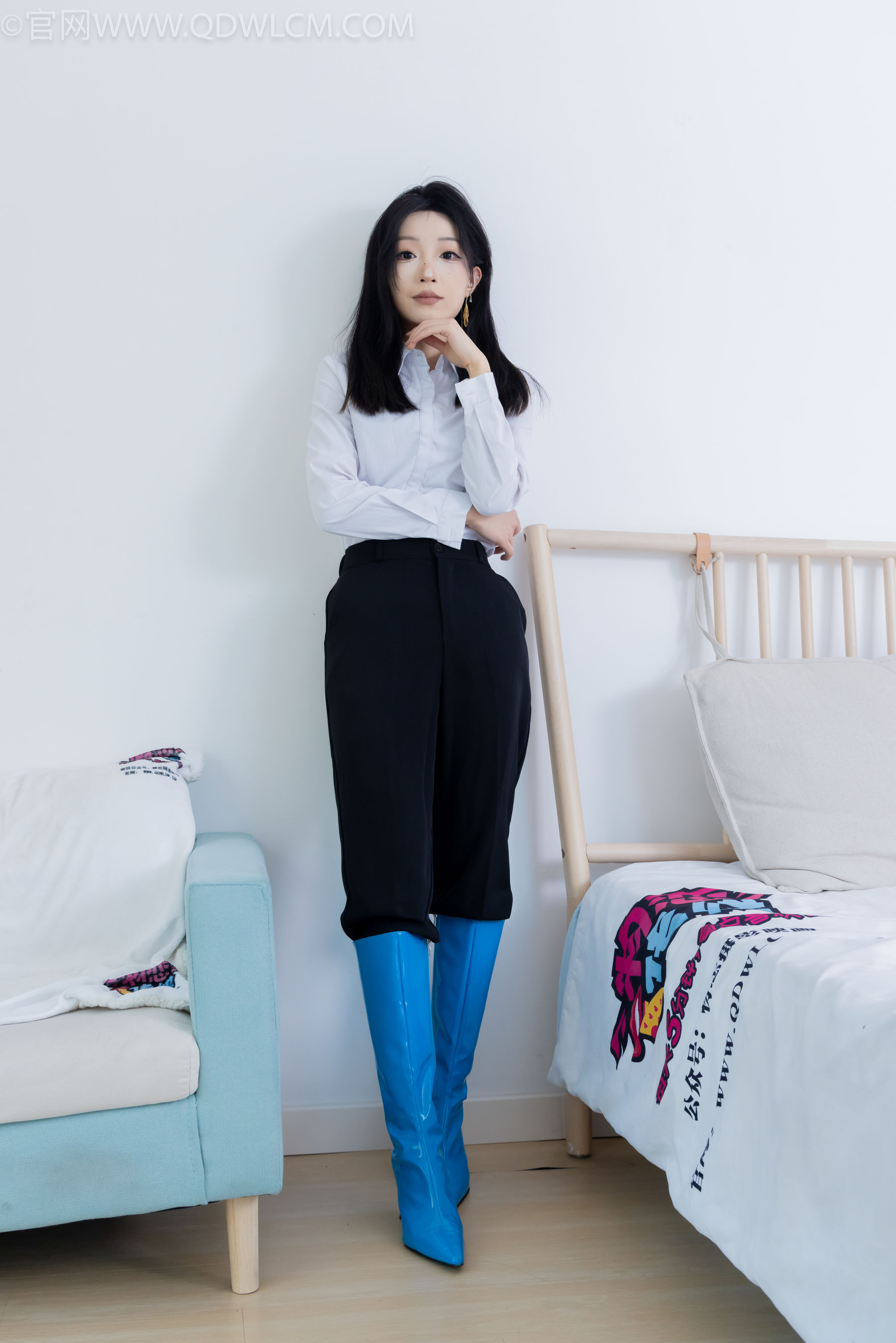 物恋传媒 No.2267 嘟嘟 -高跟长靴、薄黑丝/(238P)