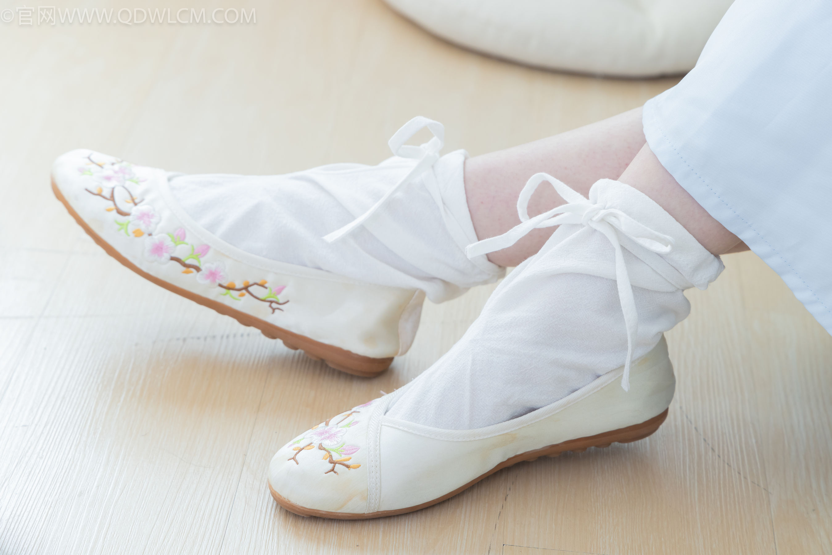 物恋传媒 No.2270 小酒 -高跟鞋、布鞋、白棉足袋、汉服/(191P)