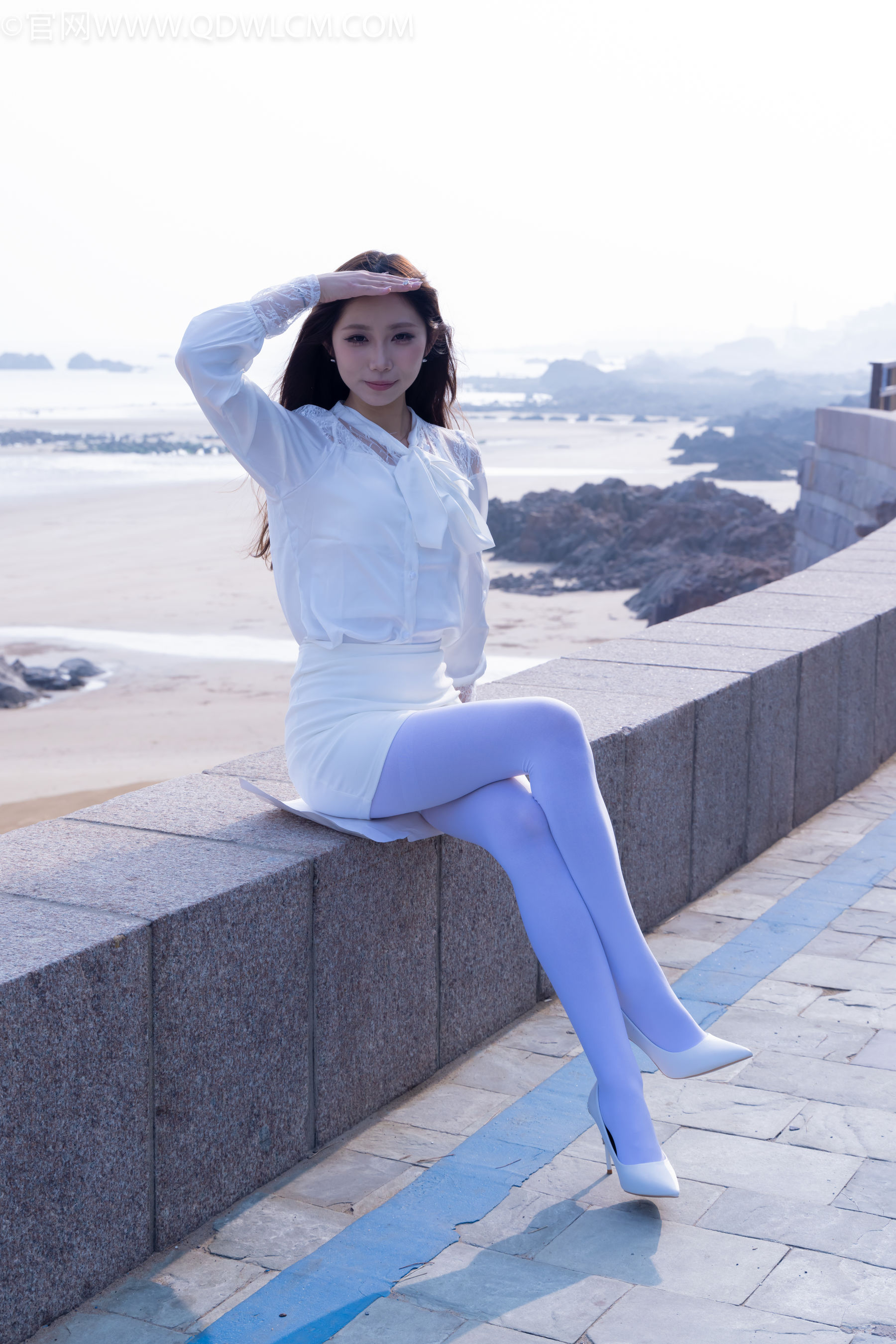 物恋传媒 No.2271 泡泡 -高跟鞋、厚白丝、户外/(261P)