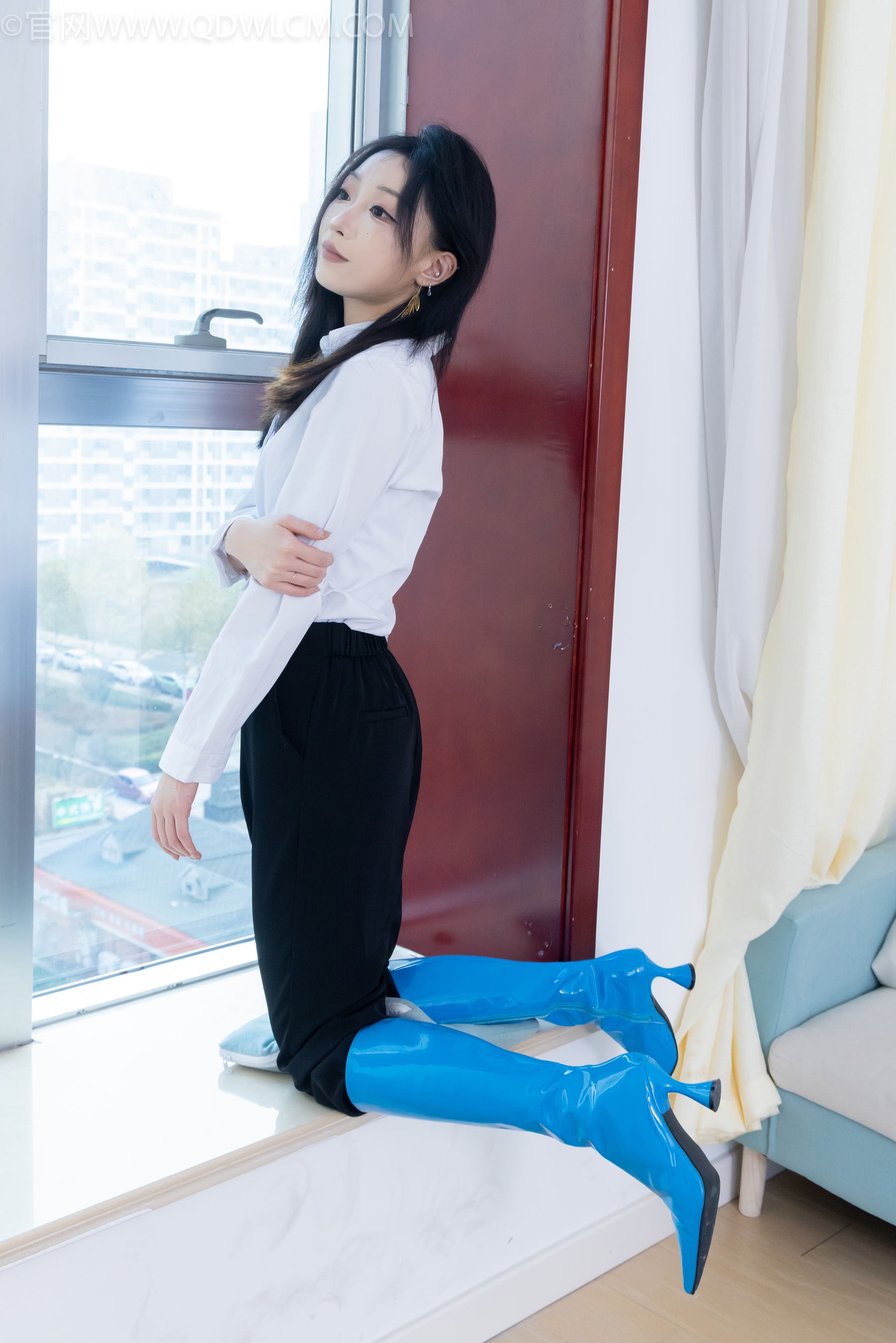 物恋传媒 No.2267 嘟嘟 -高跟长靴、薄黑丝/(238P)