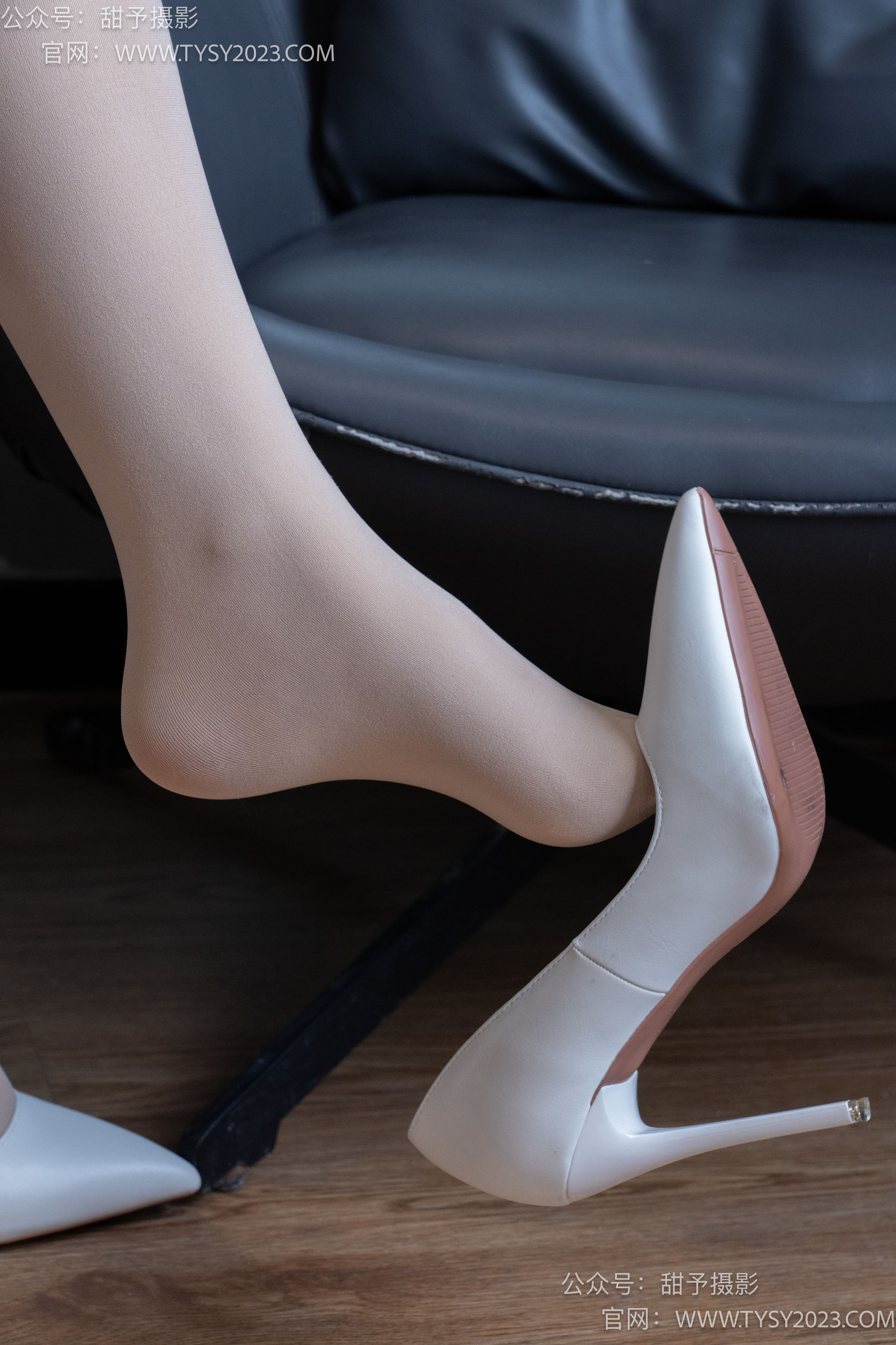 甜予摄影 No.101 璇璇 - OL制服、板鞋、高跟鞋、厚肉丝/(136P)