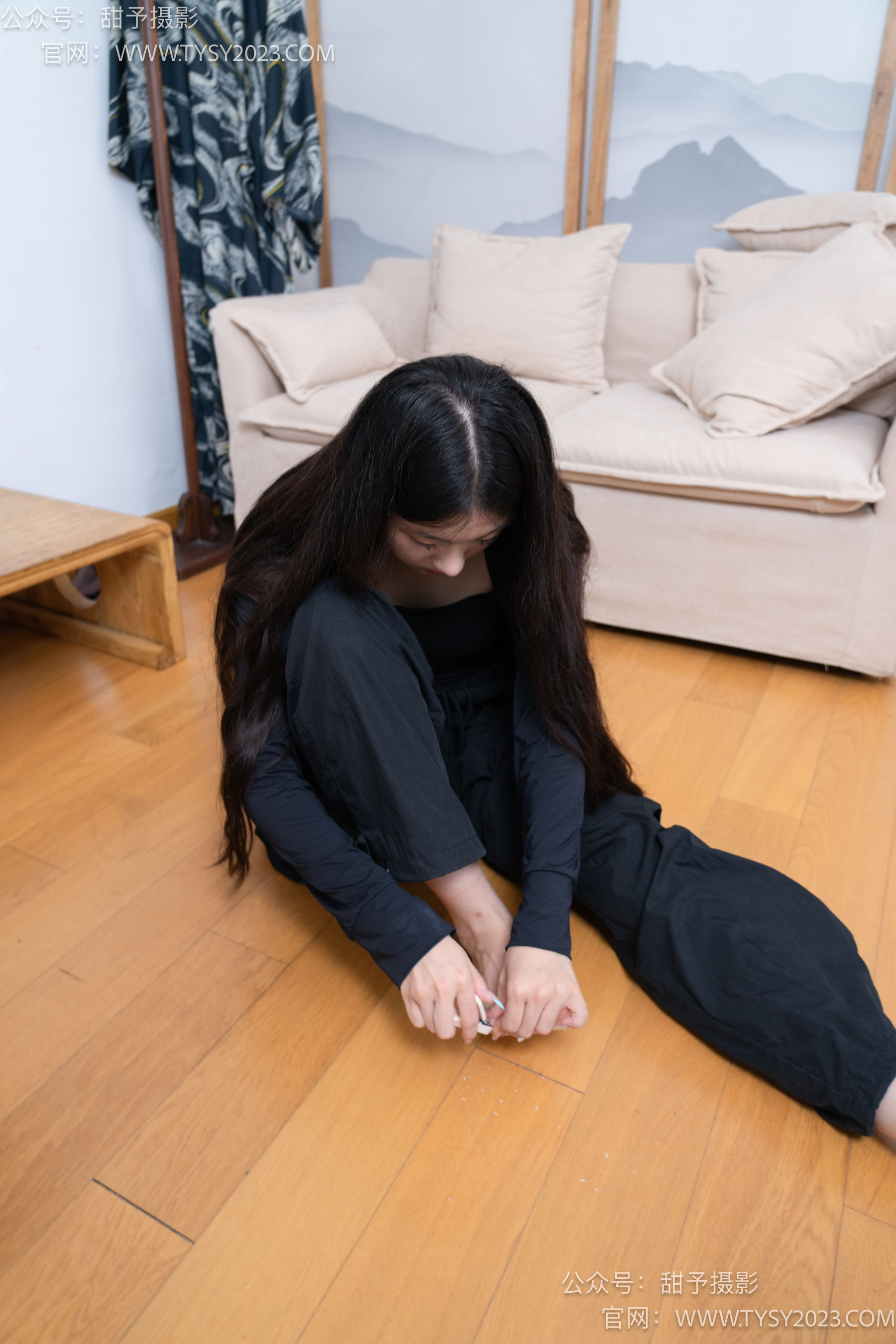 甜予摄影 No.103 小云 - 板鞋、黑棉袜、裸足、剪指甲泡脚剧情/(143P)