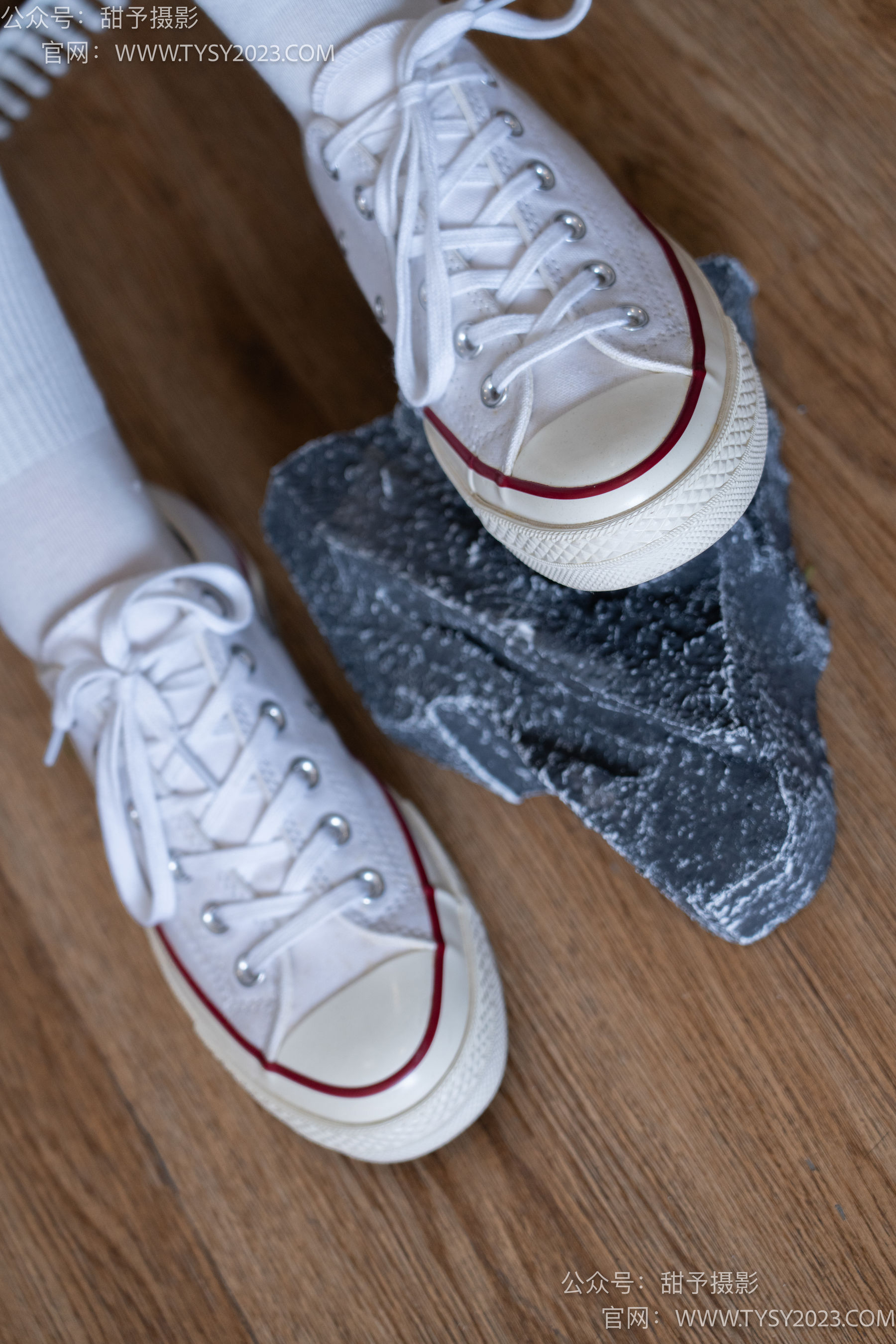 甜予摄影 No.104 璇璇 - 帆布鞋、白棉袜、裸足、小人国剧情/(134P)