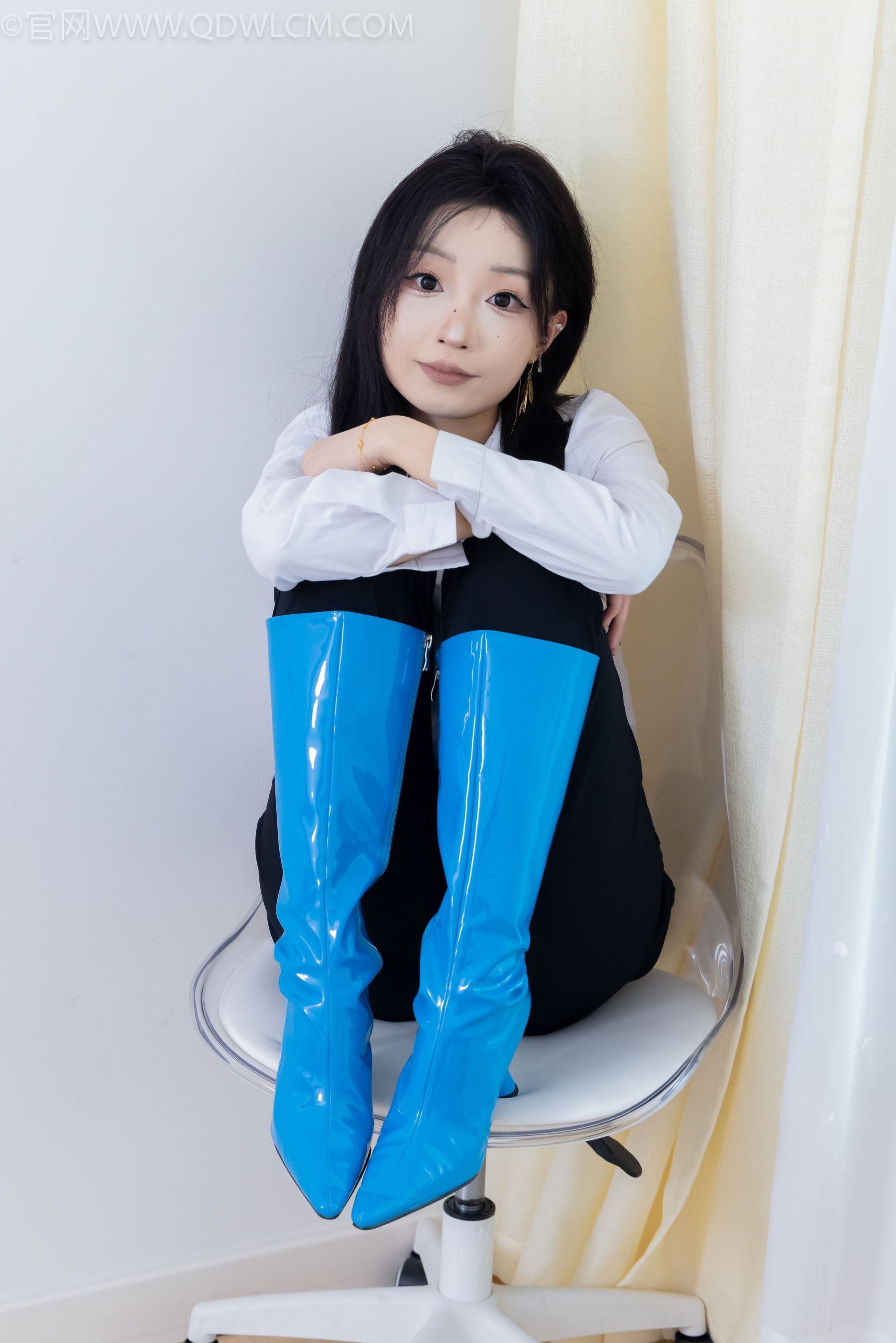 物恋传媒 No.2267 嘟嘟 -高跟长靴、薄黑丝/(238P)